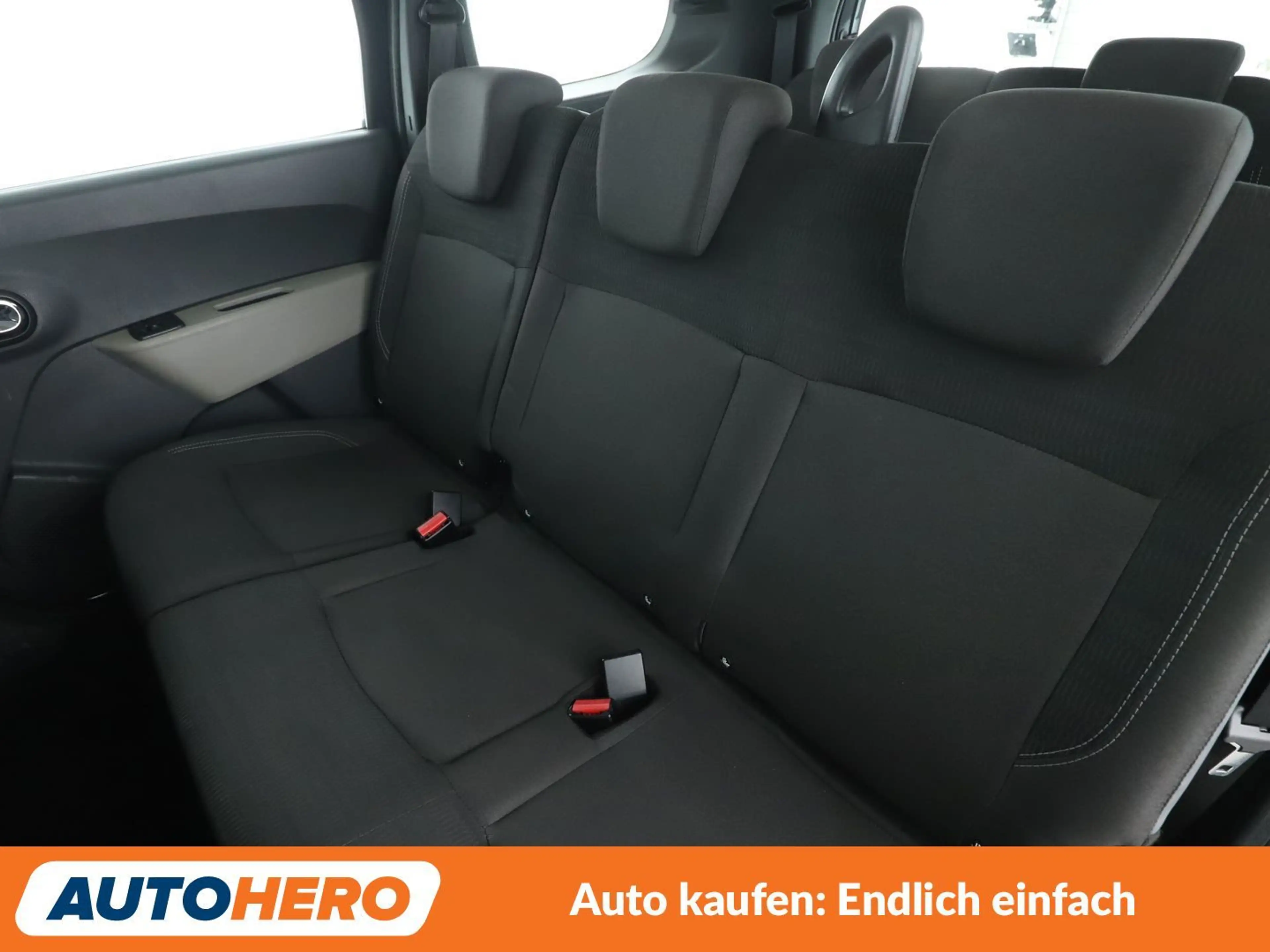 Dacia Lodgy 1.6 SCe Prestige *TEMPO*LIMIT*KLIMA* — photo 14