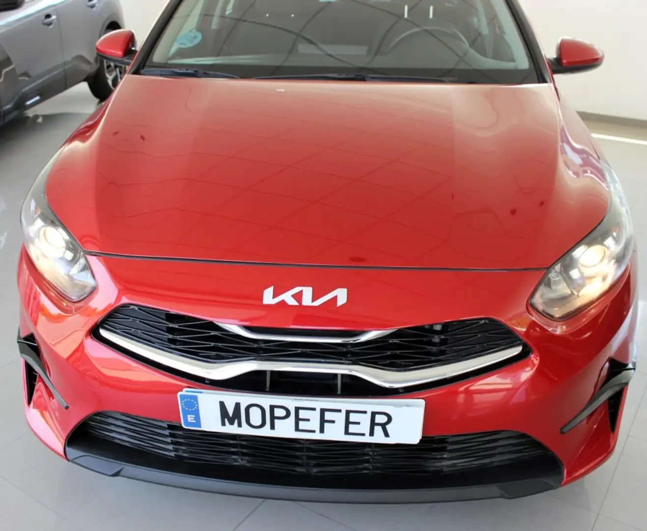 Kia Ceed / cee'd 1.0 T-GDI Eco-Dynamics Drive 120 Rojo - 2