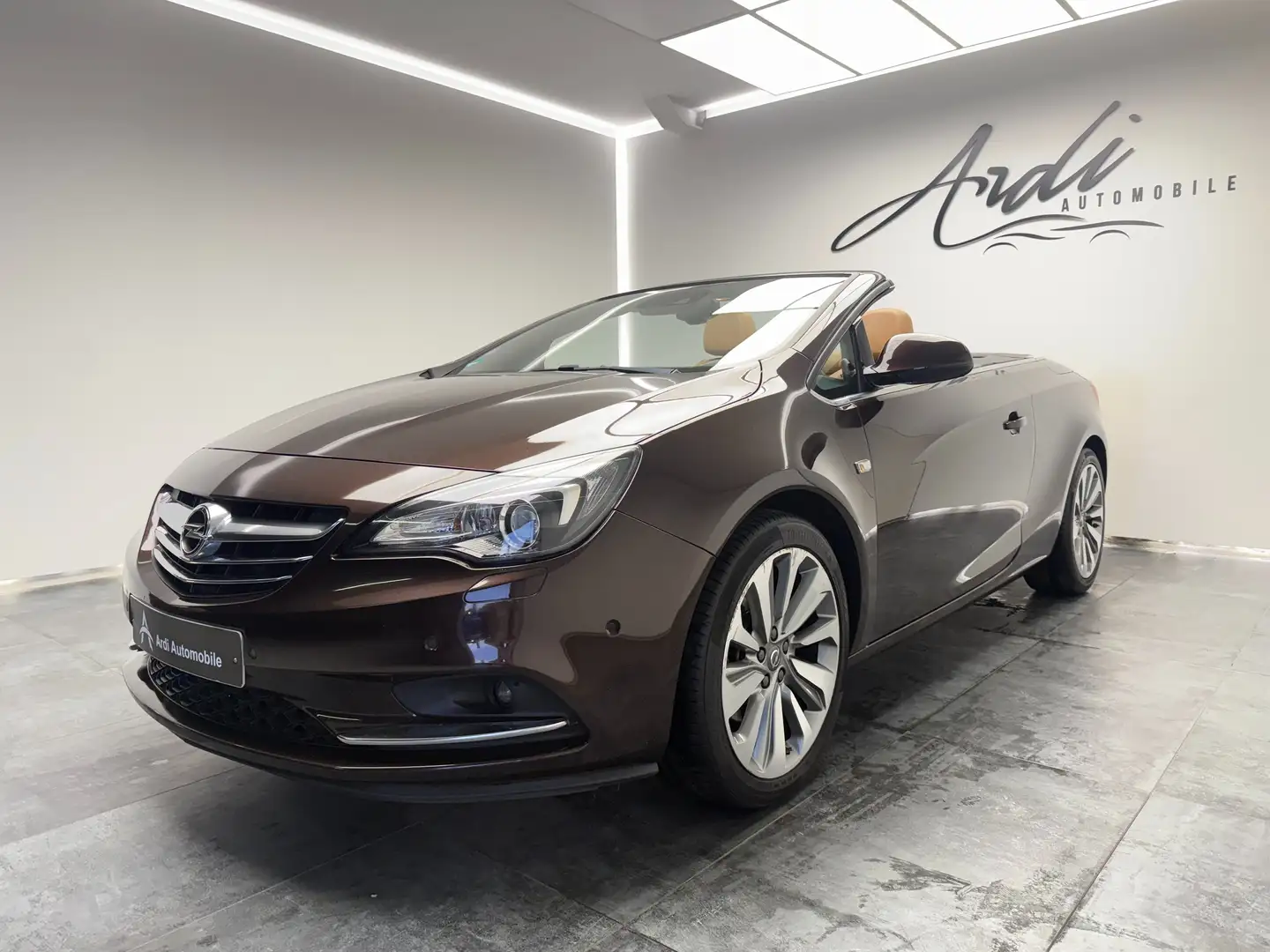 Opel Cascada 1.4 Turbo*SIEGE CHAUFF + VENT*CAMERA*GARANTIE* Brun - 1