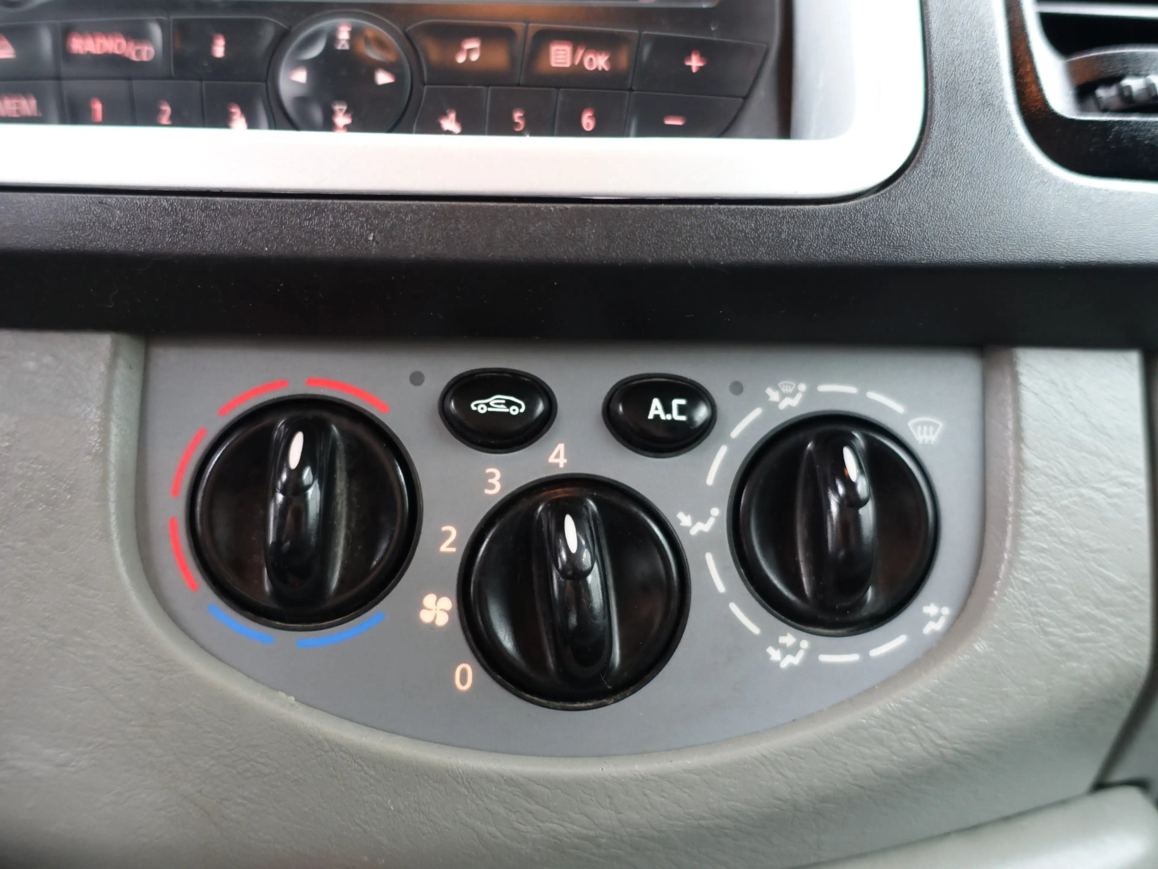 Renault Trafic 2.0 dCi T29 L1 Aut- 3 Pers, Imperiaal, Navigatie, — photo 10