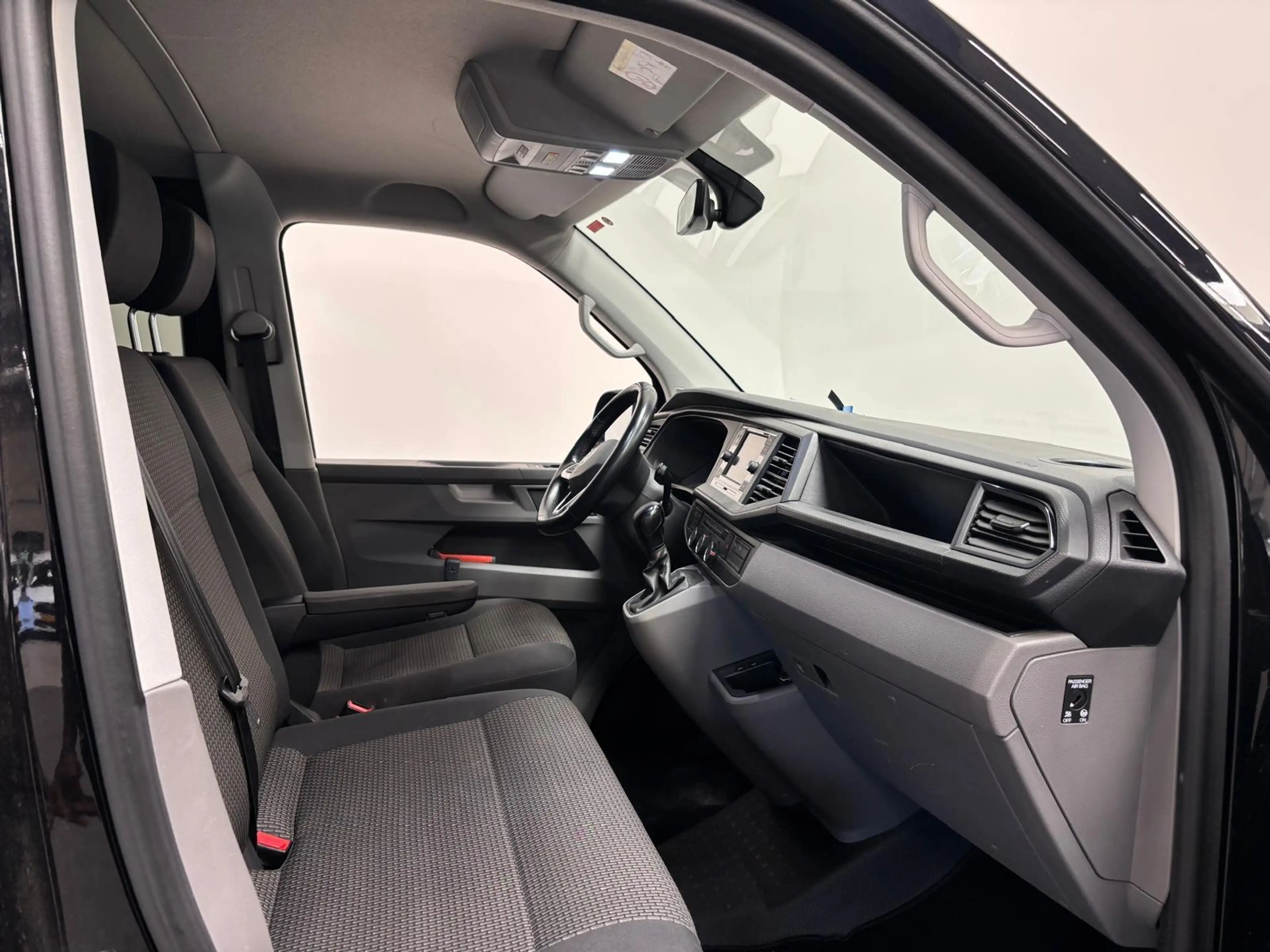 Volkswagen T6.1 Transporter 2.0 TDI L2H1 28 Dubbele Cabine Highline Automaat C — photo 9