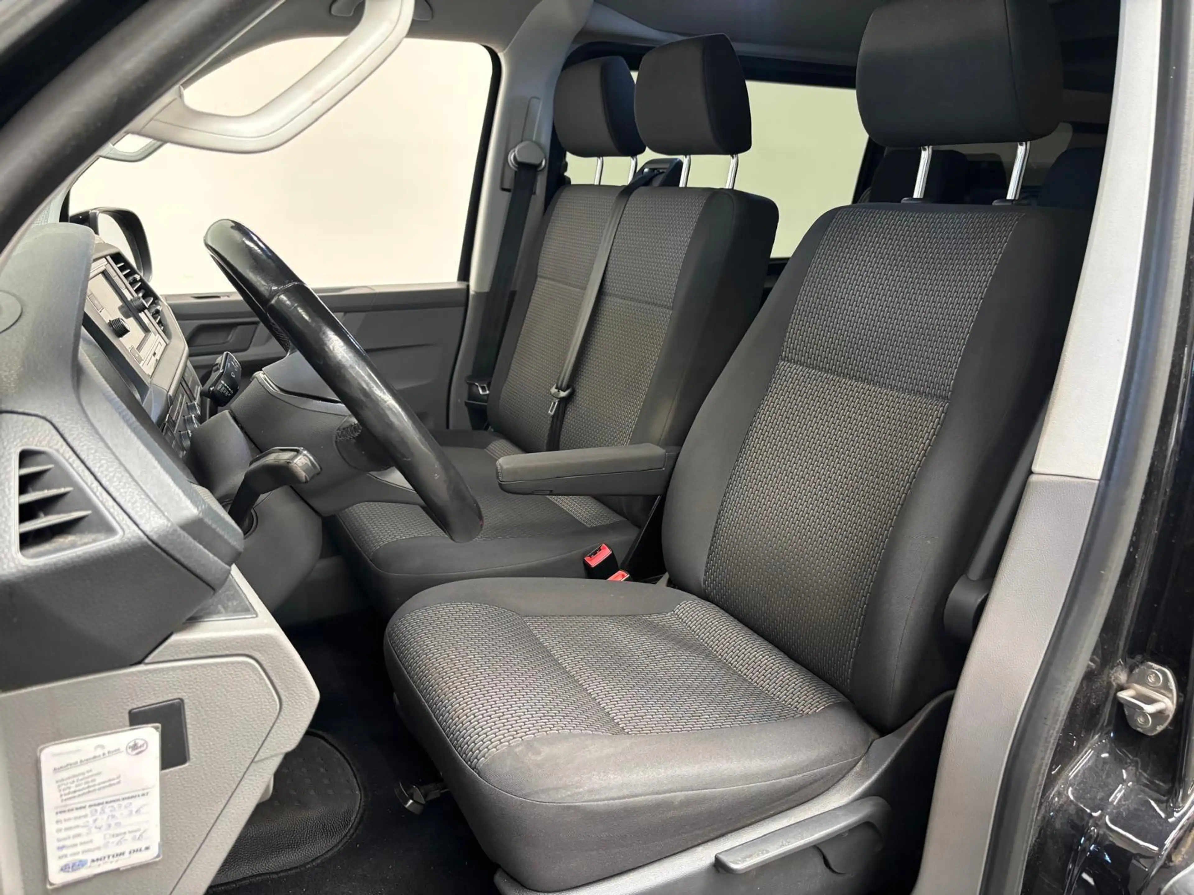 Volkswagen T6.1 Transporter 2.0 TDI L2H1 28 Dubbele Cabine Highline Automaat C — photo 10