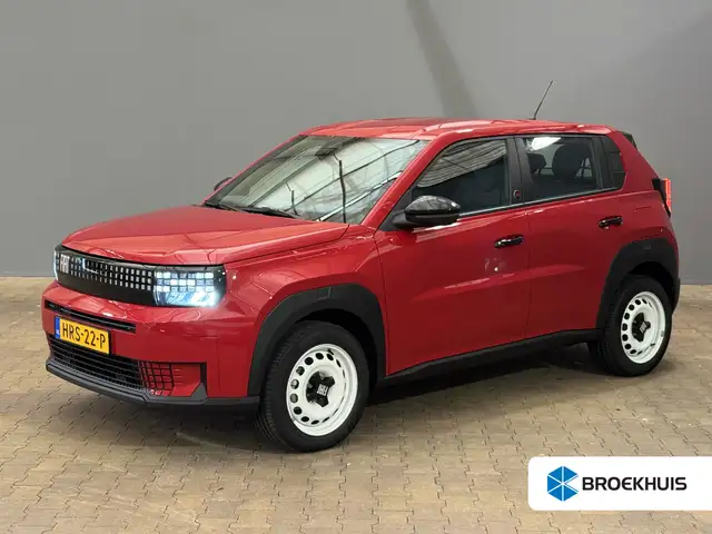 Fiat Grande Panda RED 11kW 44 kWh Nieuw!! | Airco | Carplay | Cruise