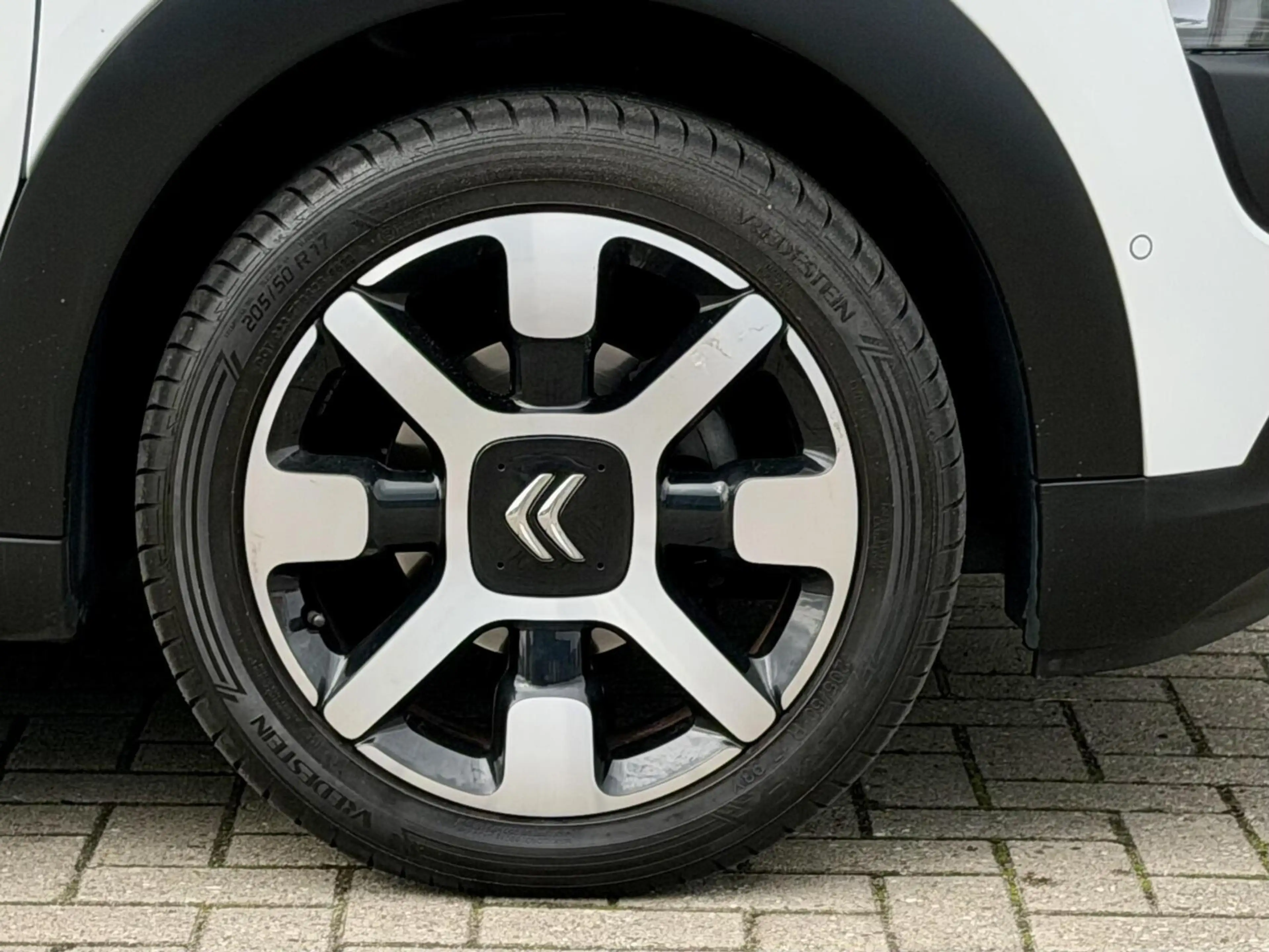 Citroen C4 Cactus 1.2 - 110pk Shine | Trekhaak | Rijklaar & Nieuwe R — photo 13