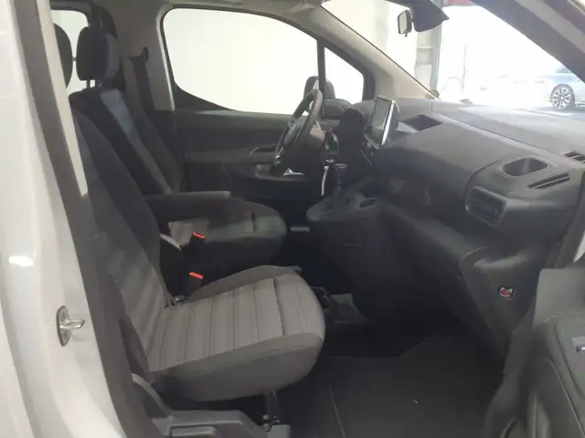 Opel Combo view 8