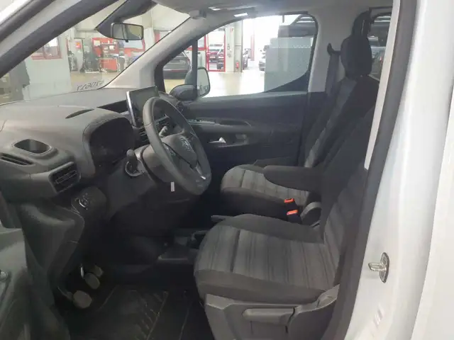 Opel Combo view 7