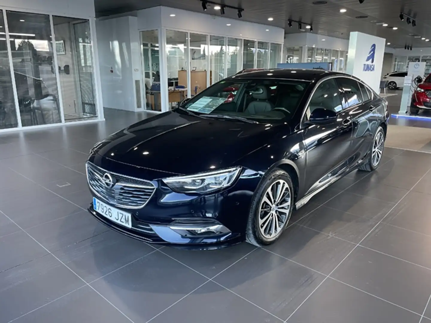 Opel Insignia 1.5 T XFT S&S Excellence 165 Schwarz - 2