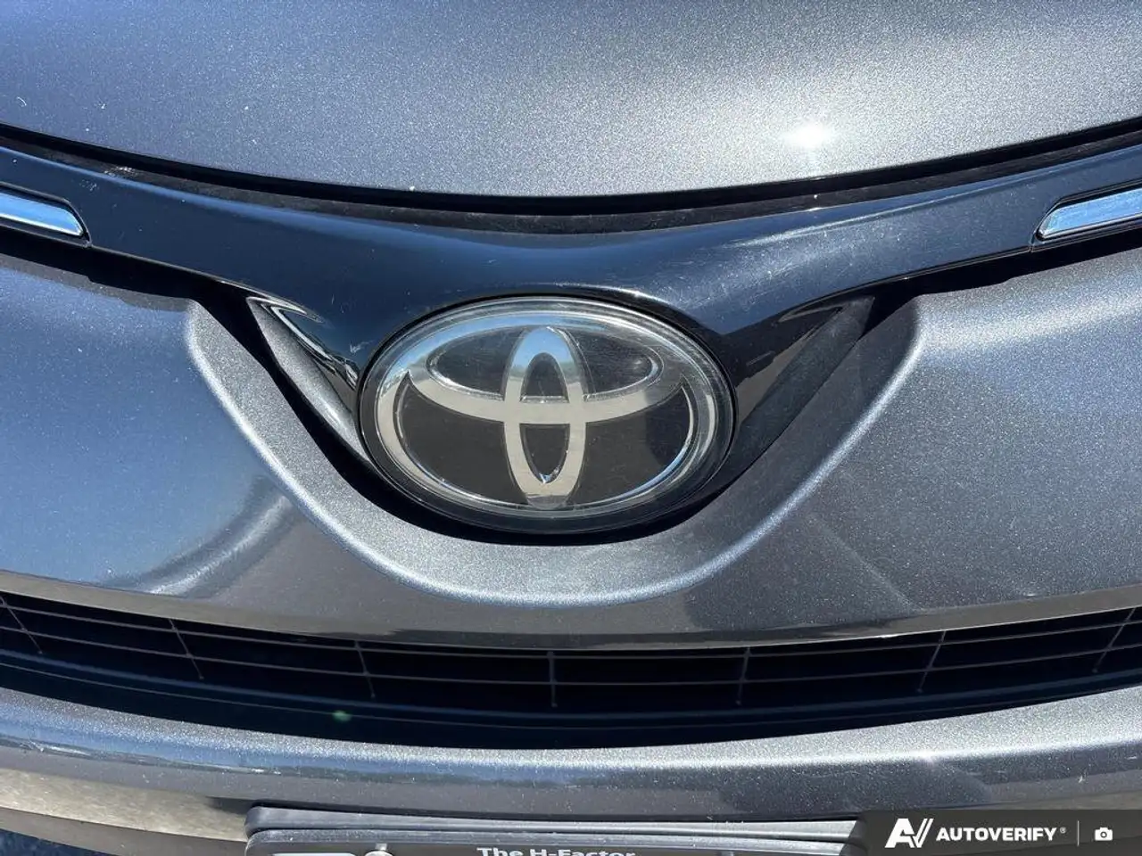 Toyota RAV 4 photo Toyota RAV 4
