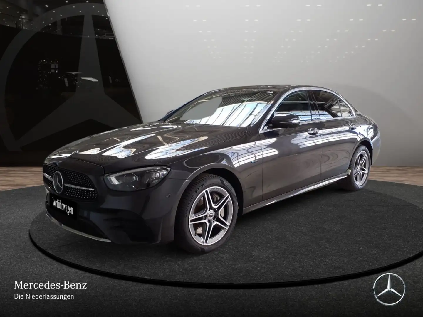 Mercedes-Benz E 300 e 4M AMG+PANO+360+MULTIBEAM+FAHRASS+KEYLESS Gris - 2