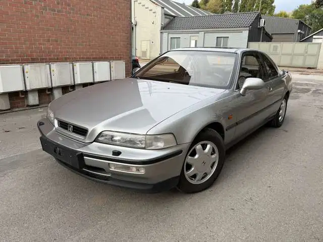 Honda Legend 3.2Essence//V6//BOITE AUTO
