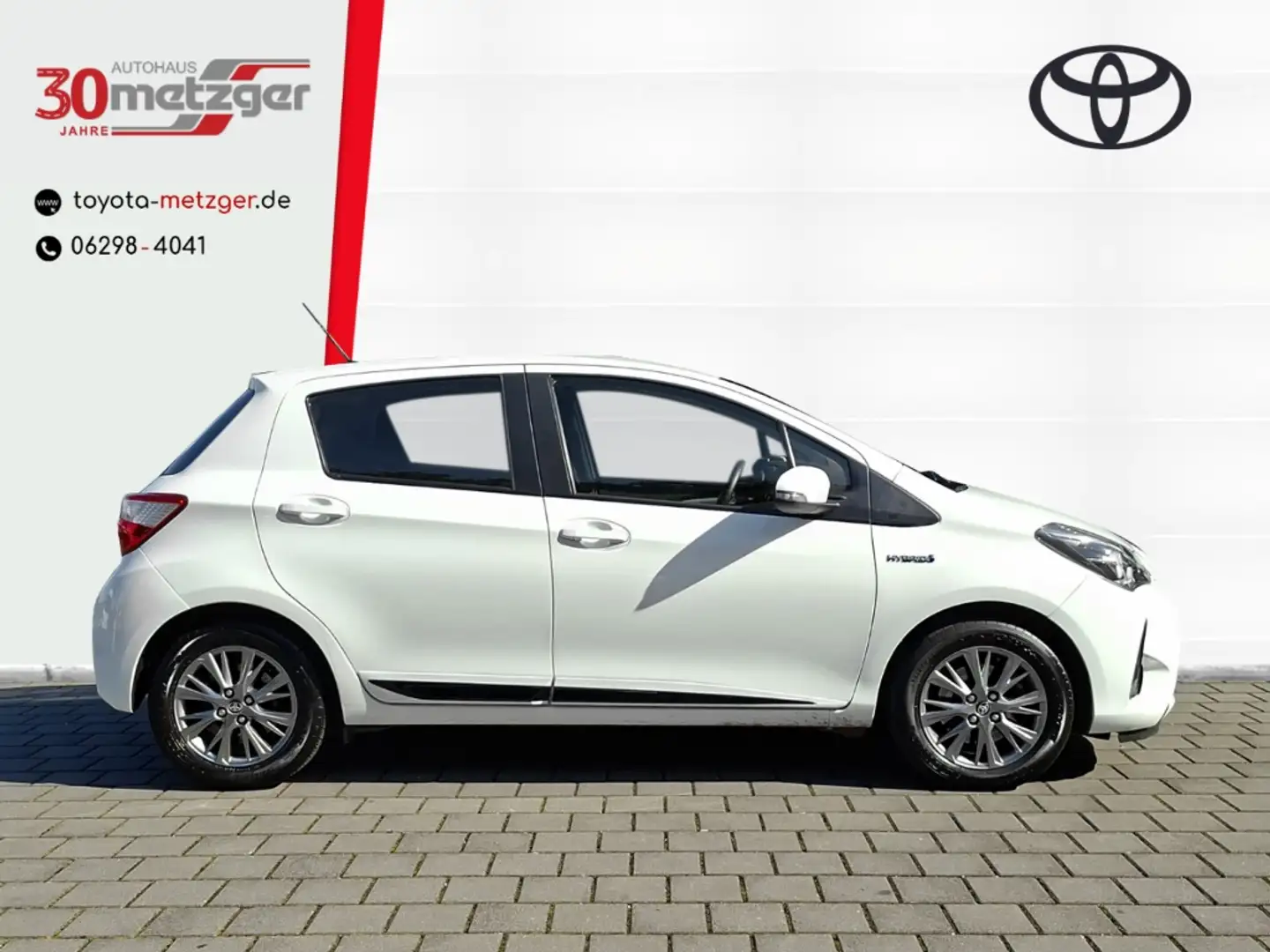 Toyota Yaris 1.5 Hybrid +Navi +Klimaautomatik +Spurhalteassiste Blanc - 2