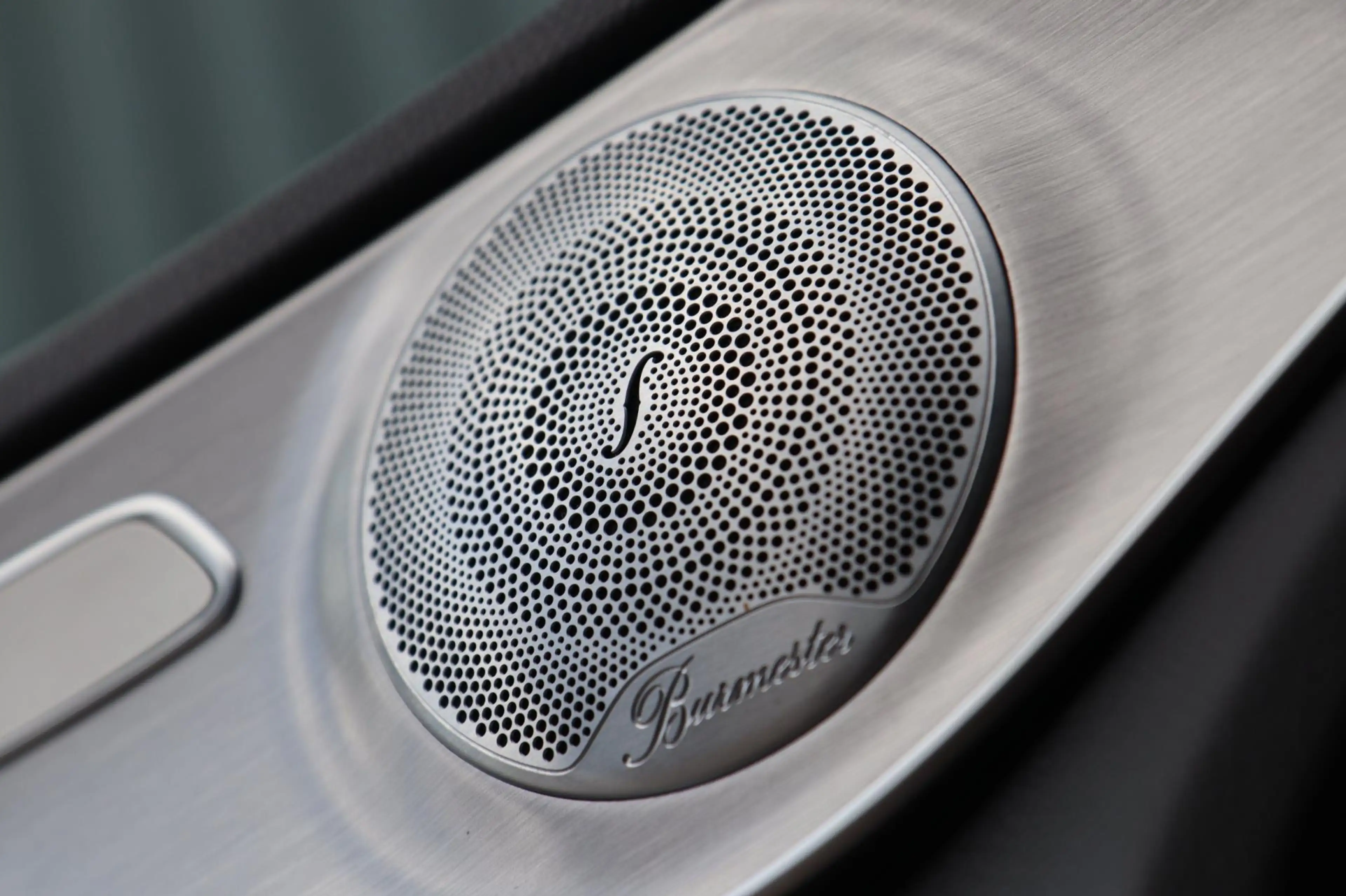 Mercedes-Benz C 350 Estate 350e / MEMORY / HUD / BURMESTER / LUCHTVERI — photo 15