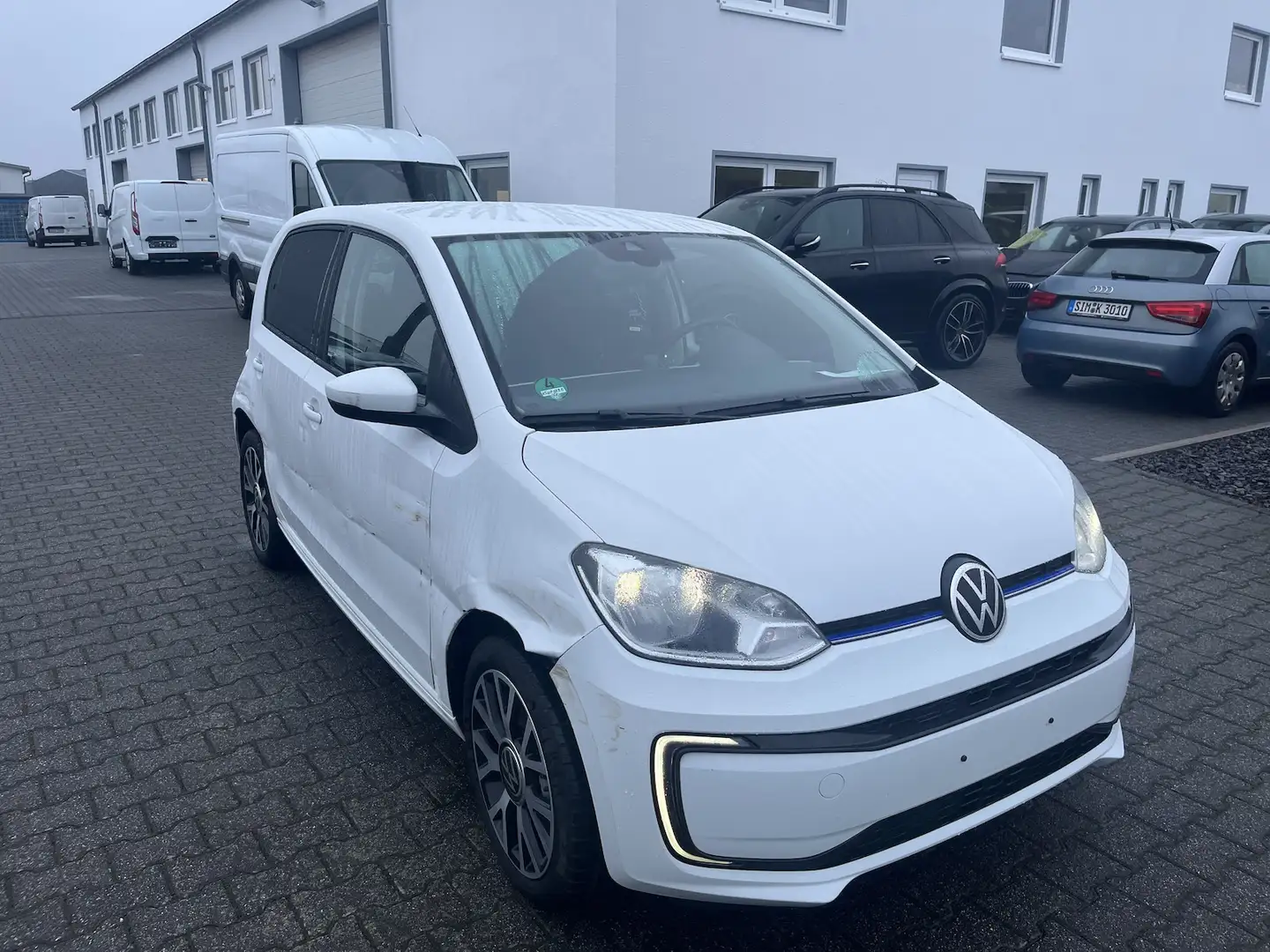 Volkswagen up! Style Plus, EURO 6, Kamera, 37 KWH Bianco - 2