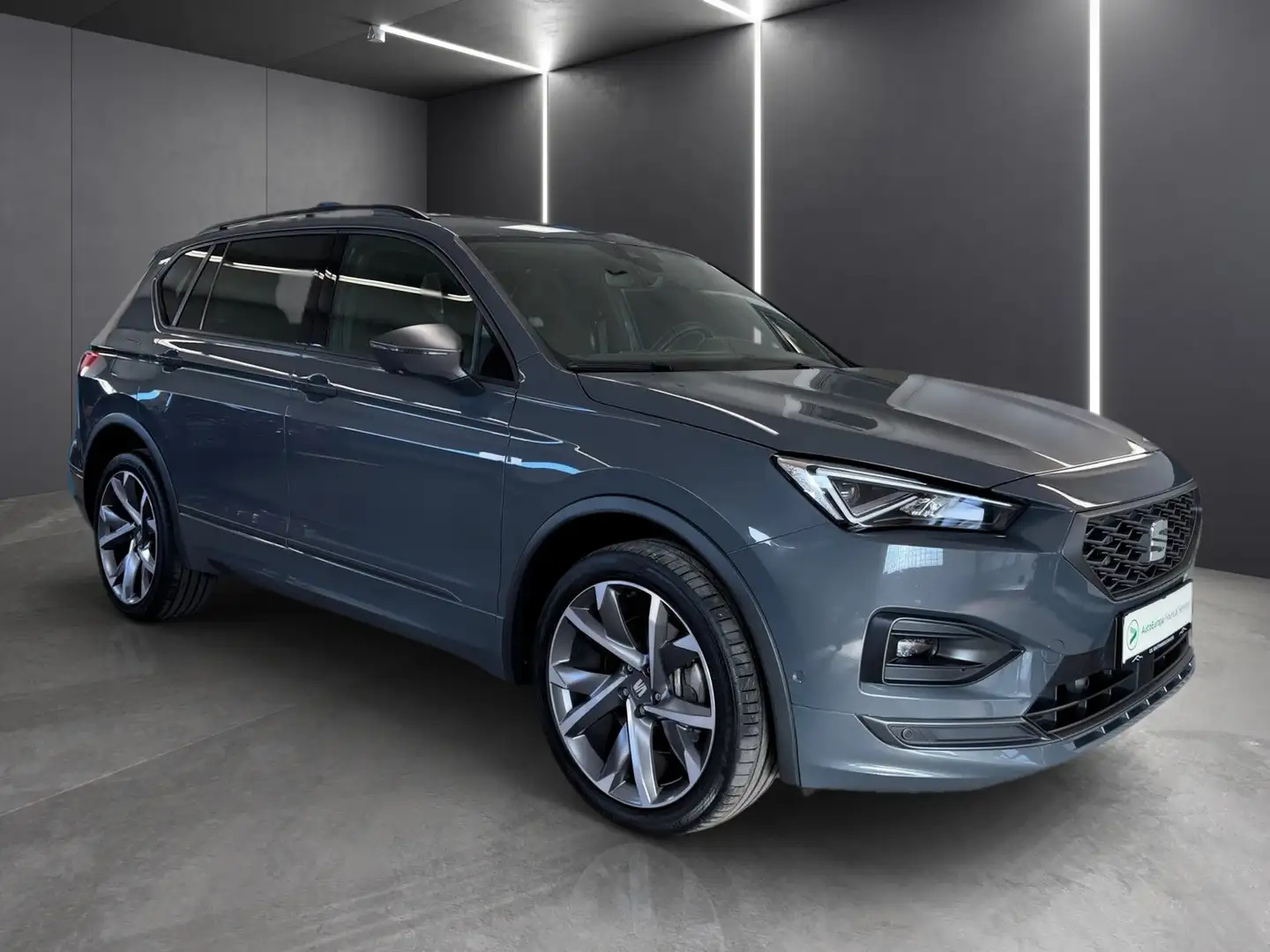 SEAT Tarraco 2,0 TDI FR 4Drive DSG - AHK, Navi, Paket XL Gris - 2