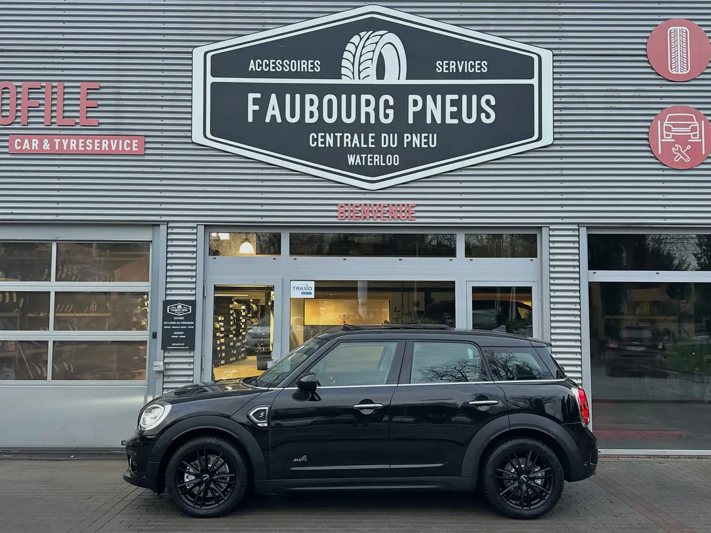 MINI Cooper S Countryman *2.0*COOPER-S-ALL4*4X4*PANORAMIC*NAVIGATION*LED* Noir - 2