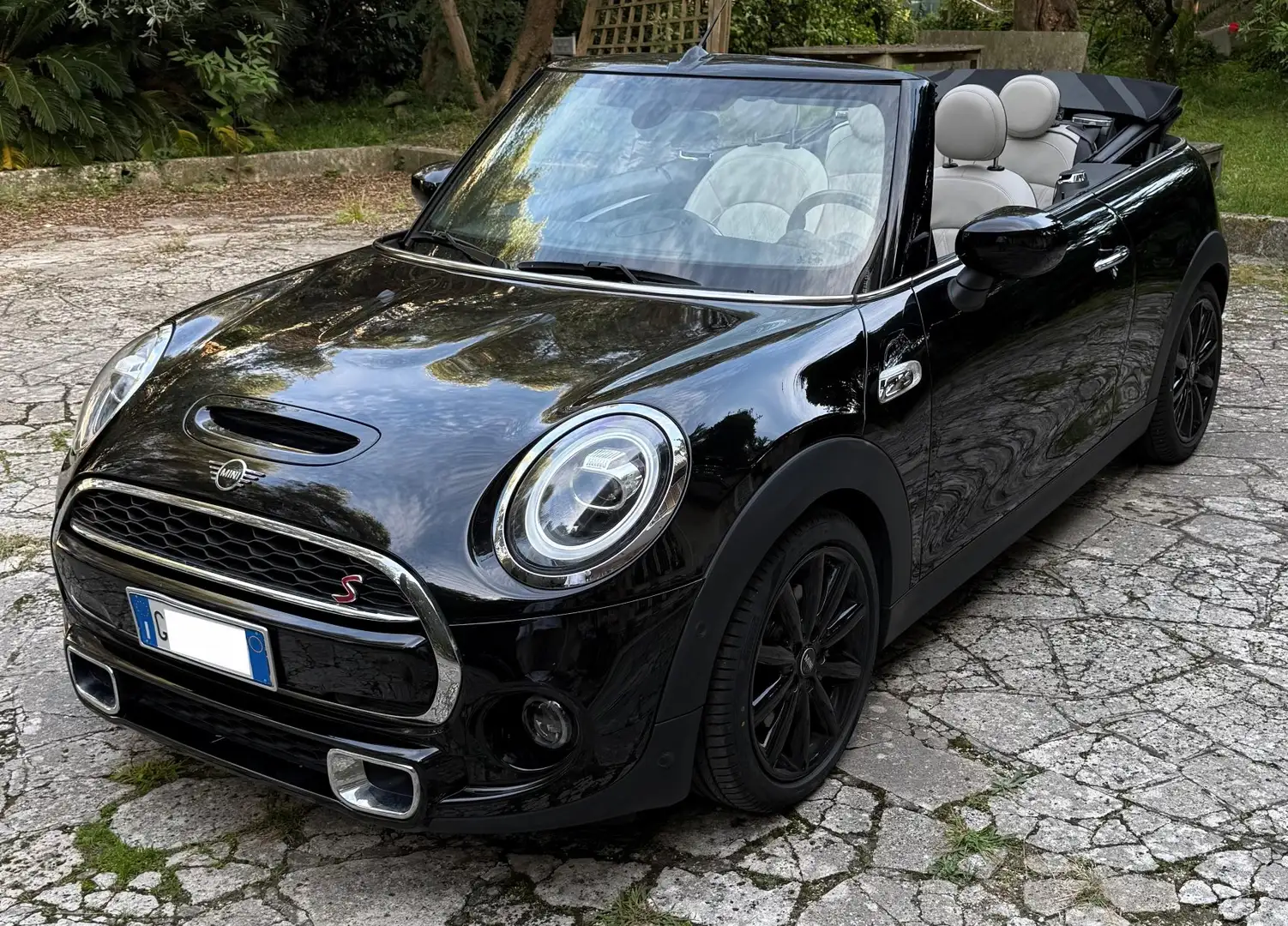 MINI Cooper S Cabrio Mini IV F57 2018 Cabrio2.0 auto Negru - 1