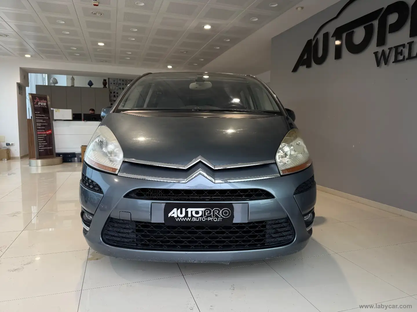 Citroen C4 Picasso 1.6 HDi 110 CMP6 Exclusive Gris - 1