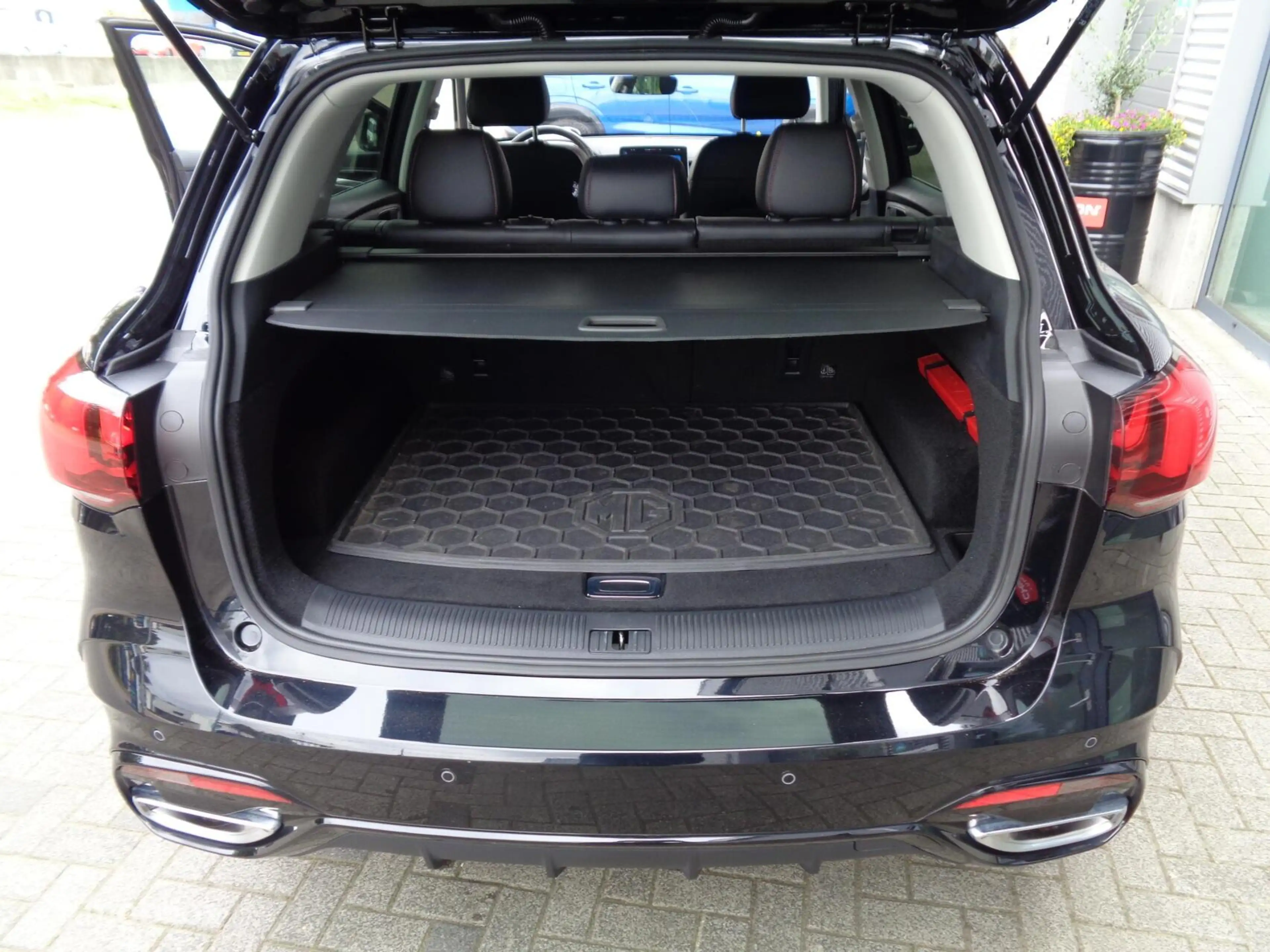 MG EHS 1.5 TGDI Comfort — photo 22