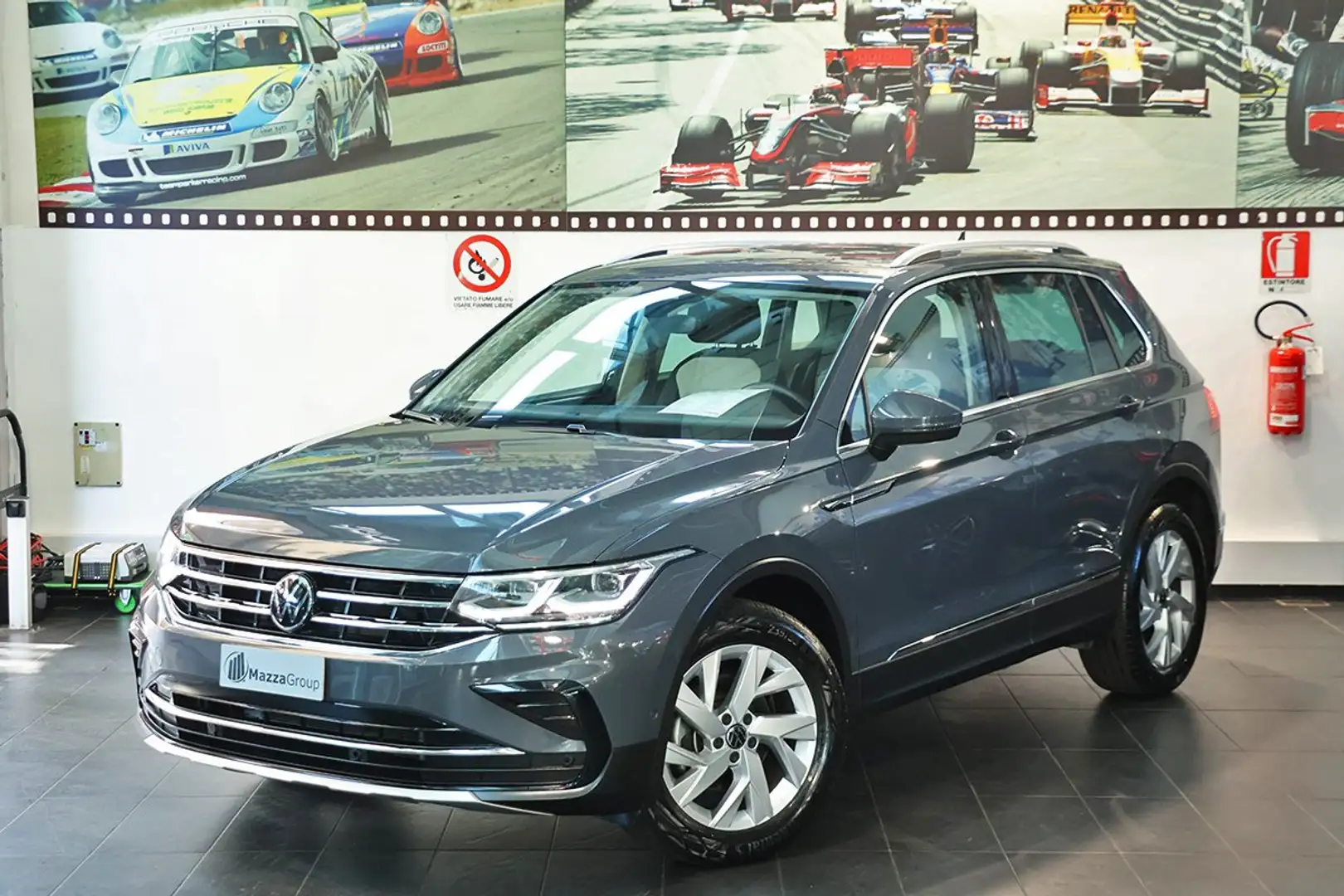 Volkswagen Tiguan 2.0 TDI 150cv SCR DSG Elegance -VIRTUAL/TELECAMERA Grigio - 1