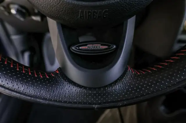 Mini Cooper Cooper view 15