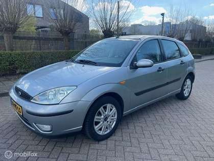 Ford Focus 1.6-16V Futura Carplay! Airco!