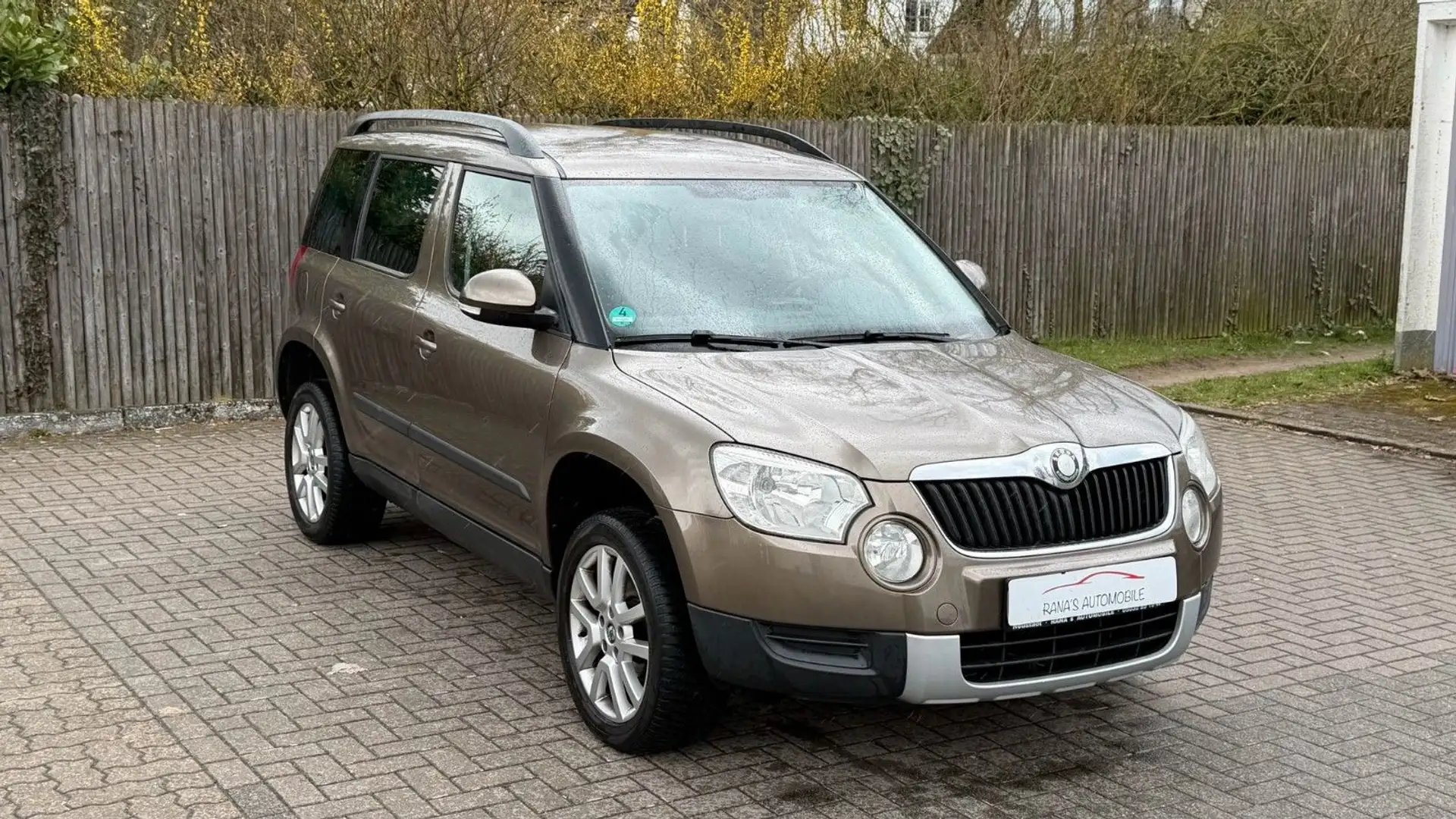 Skoda Yeti Ambition Plus Edition Braun - 2