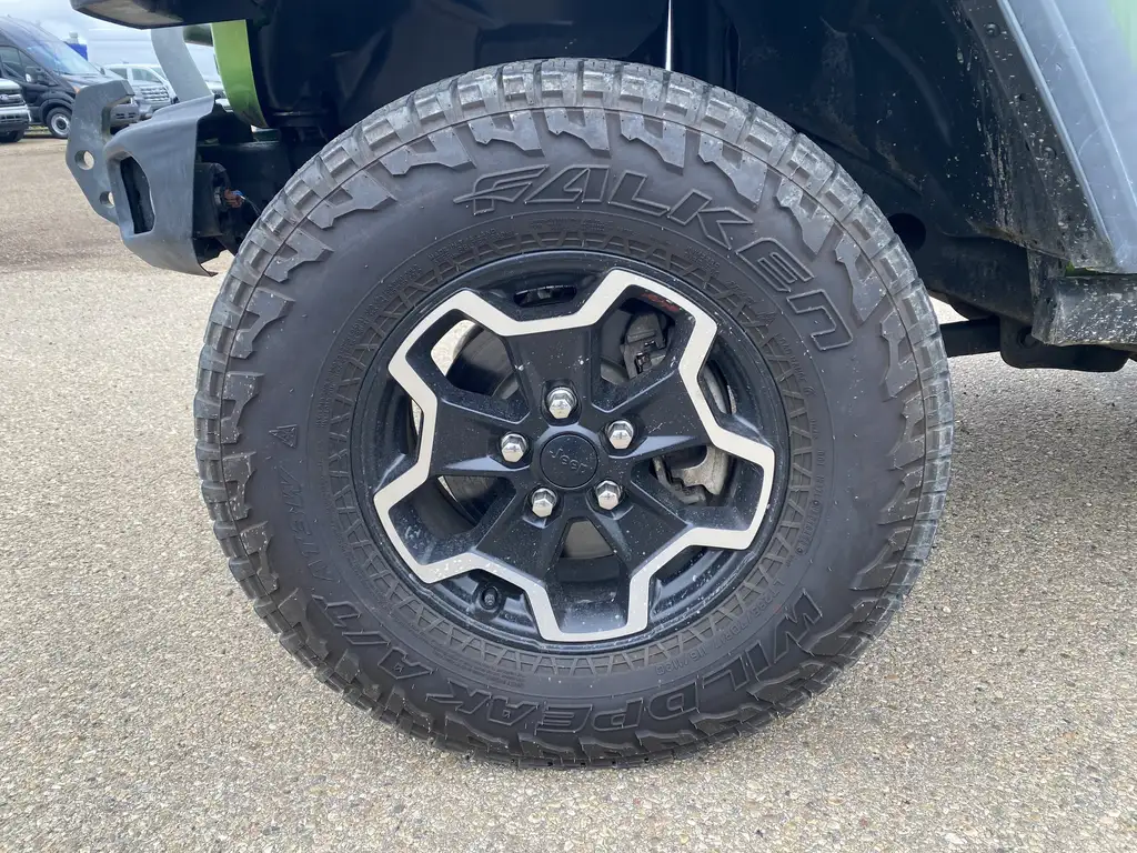 2018 Jeep Wrangler Sport | Push Start | A/C | Hill Assist — photo 3