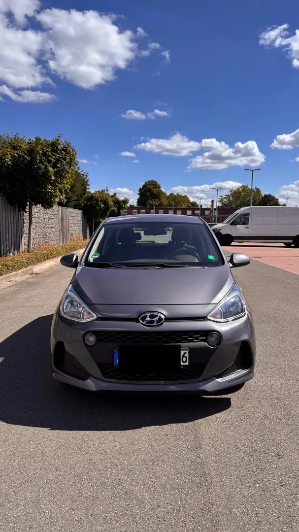 Hyundai i10 1.0 Beige - 1