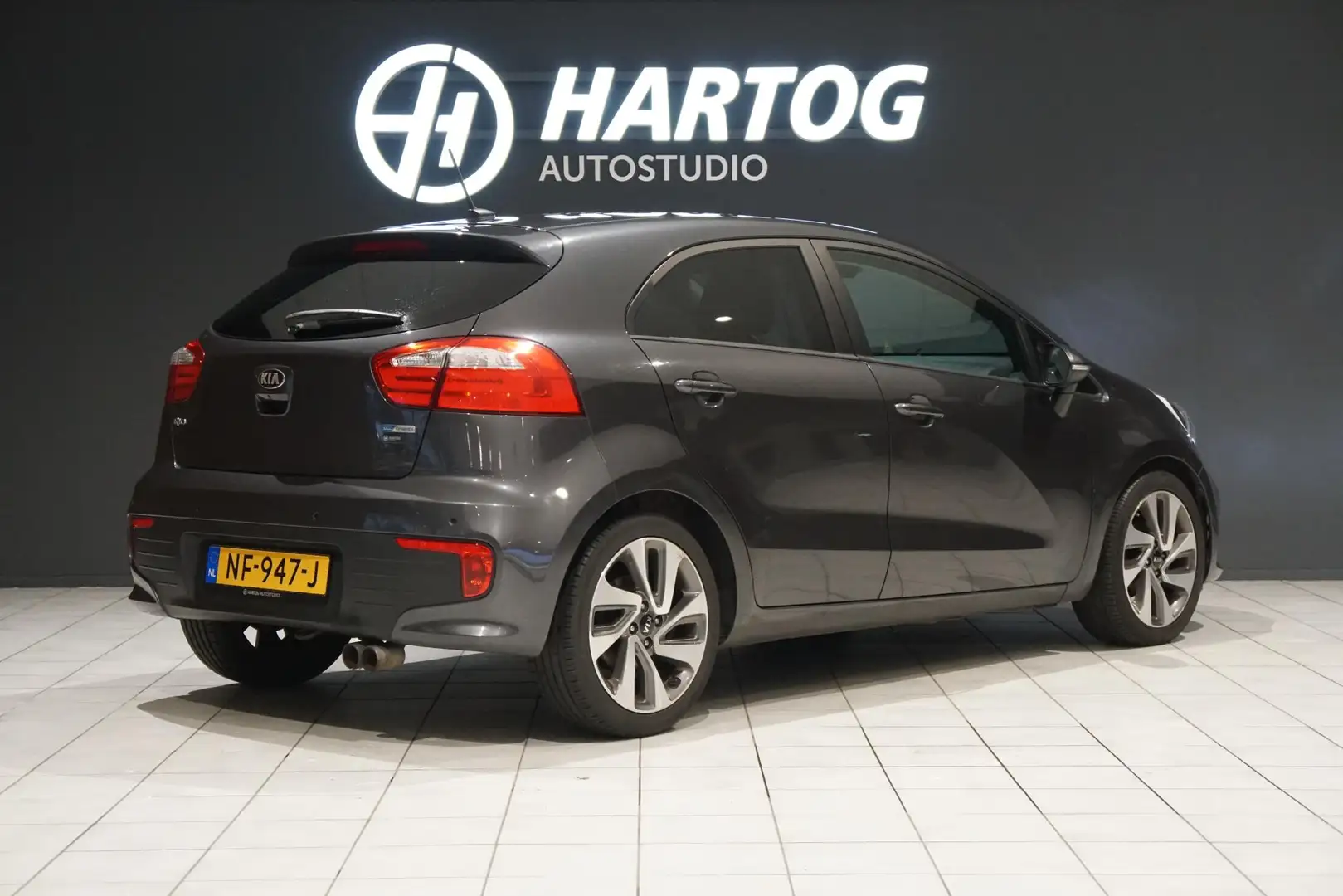 Kia Rio 1.2 CVVT ExecutiveLine + CAMERA / NAVIGATIE / STOE Gris - 2