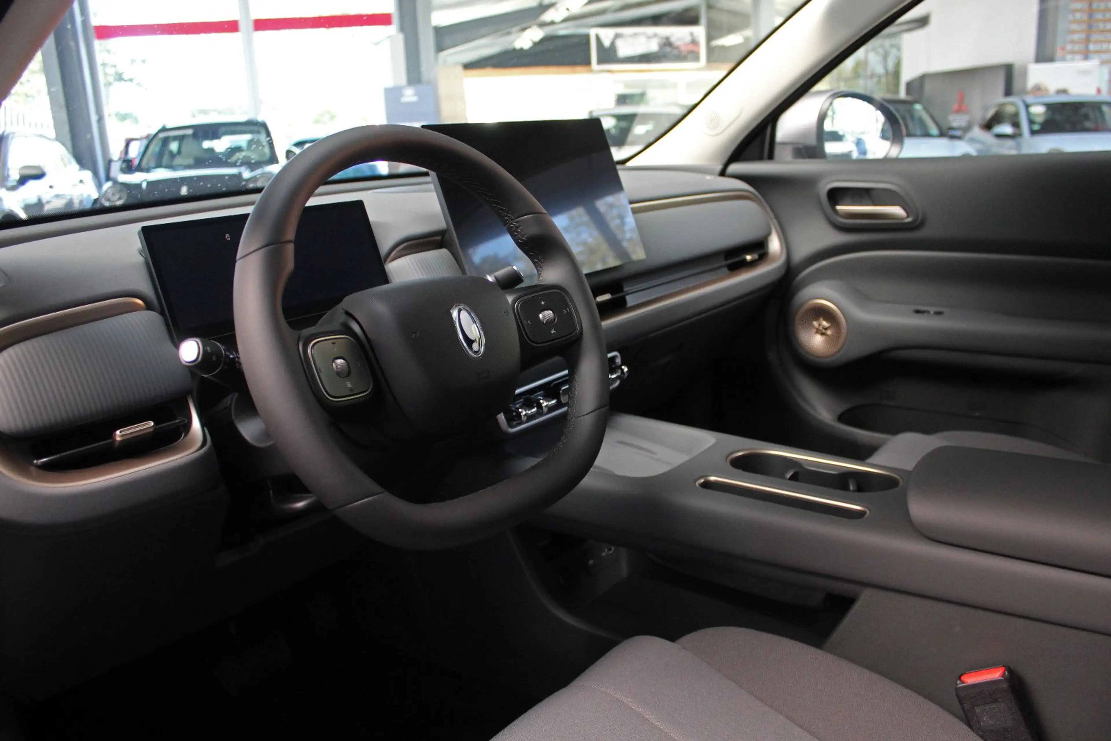 GWM Others ORA 5 HYBRID Premium — photo 8