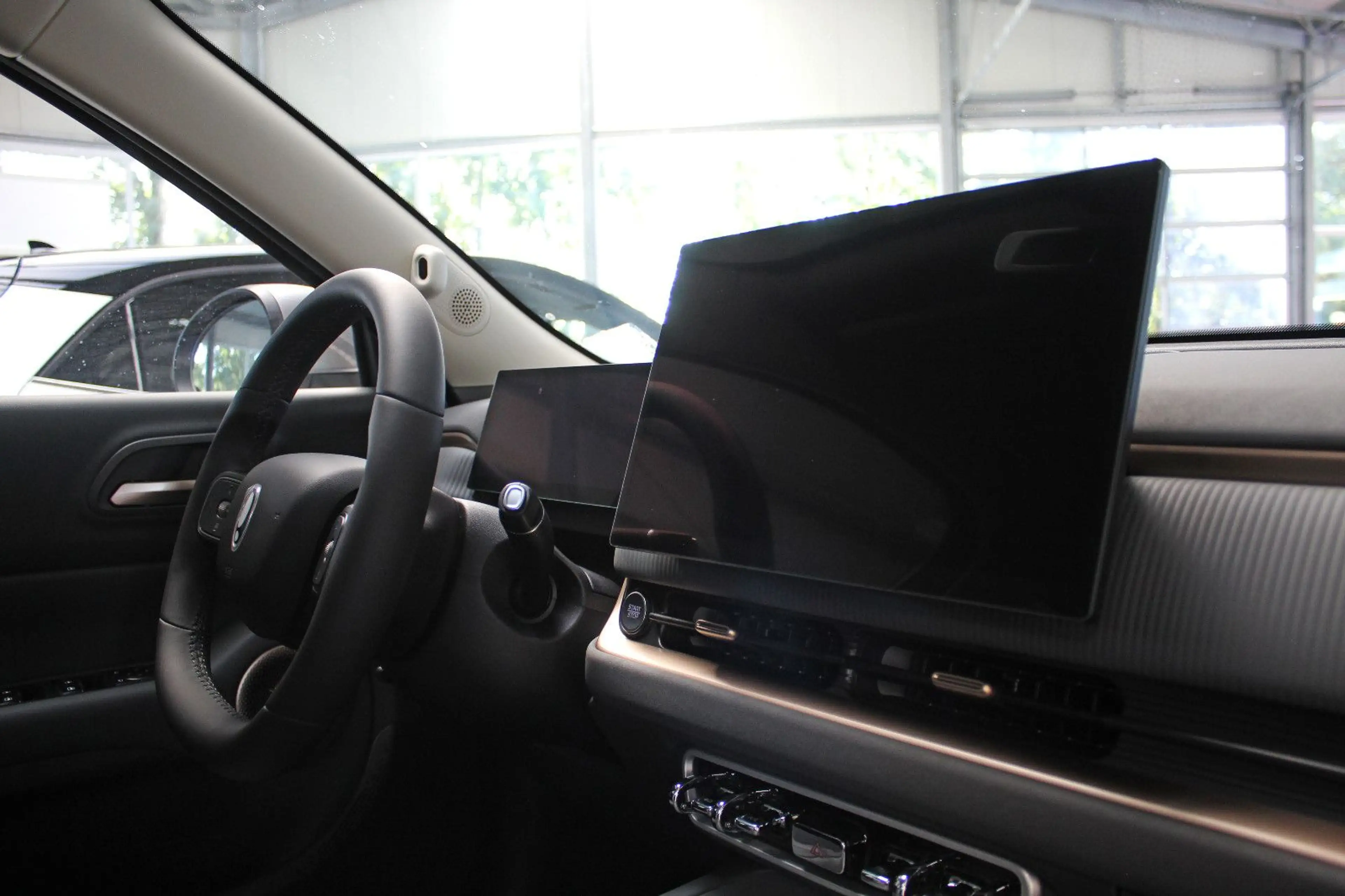 GWM Others ORA 5 HYBRID Premium — photo 11
