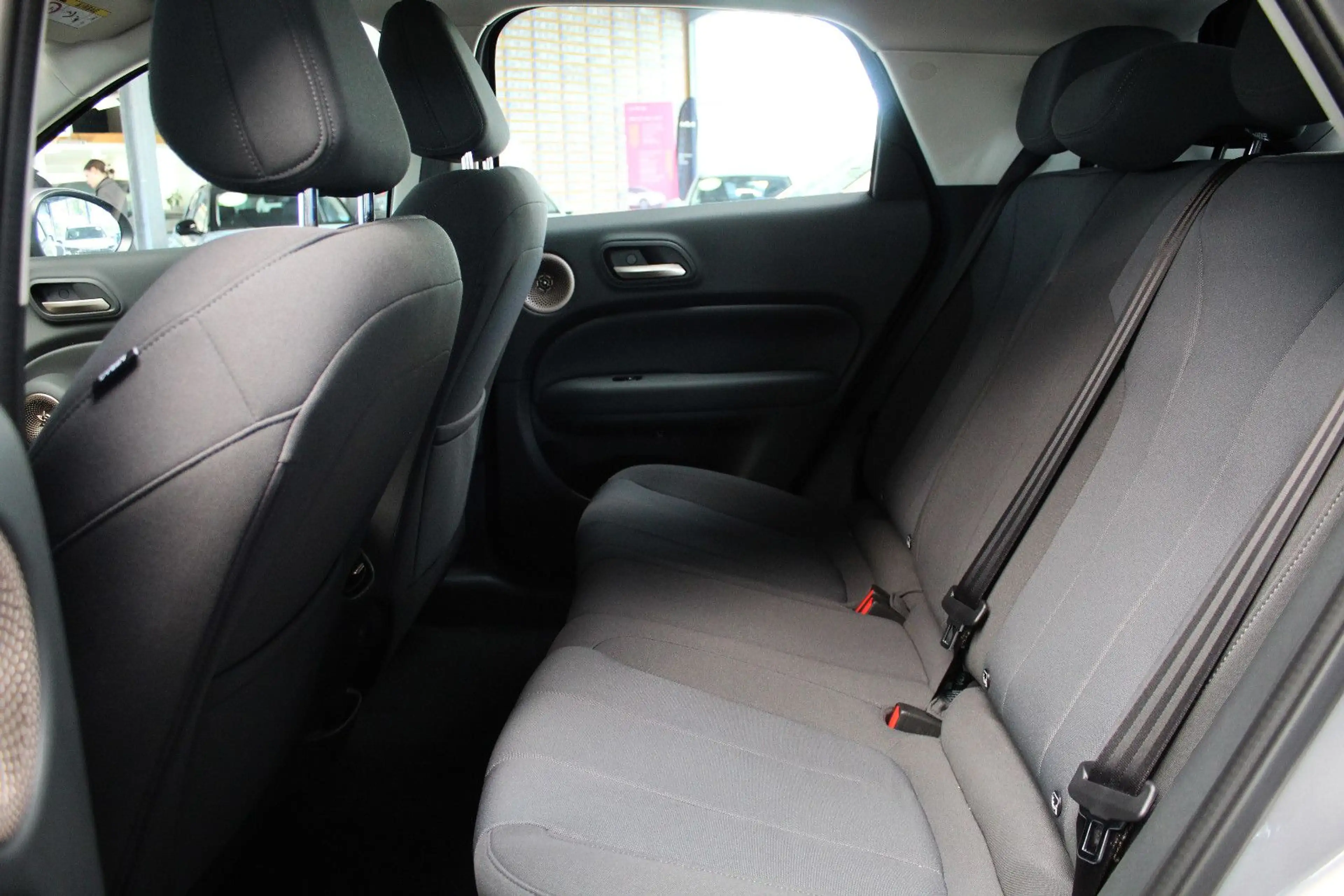 GWM Others ORA 5 HYBRID Premium — photo 15