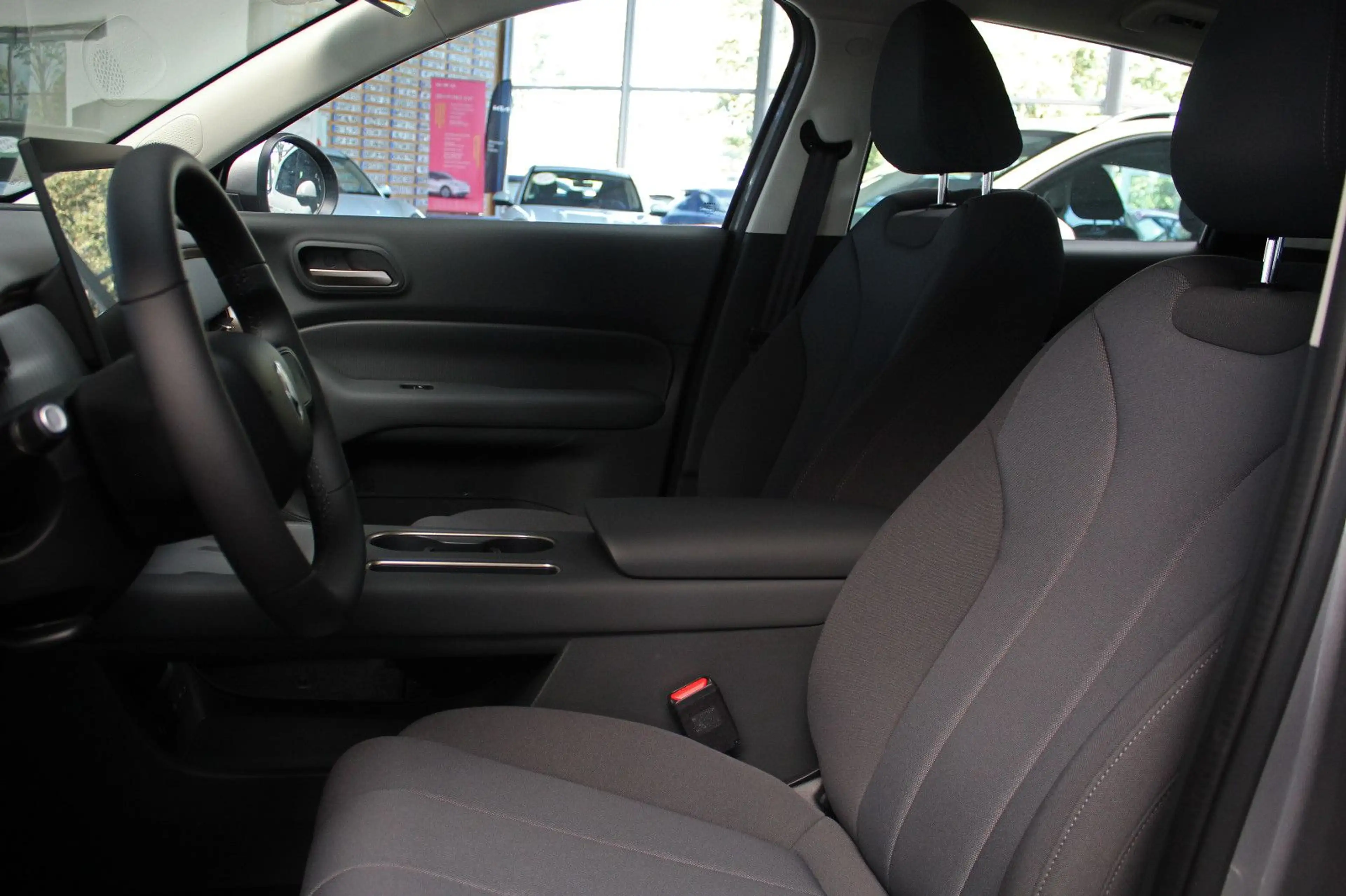 GWM Others ORA 5 HYBRID Premium — photo 9