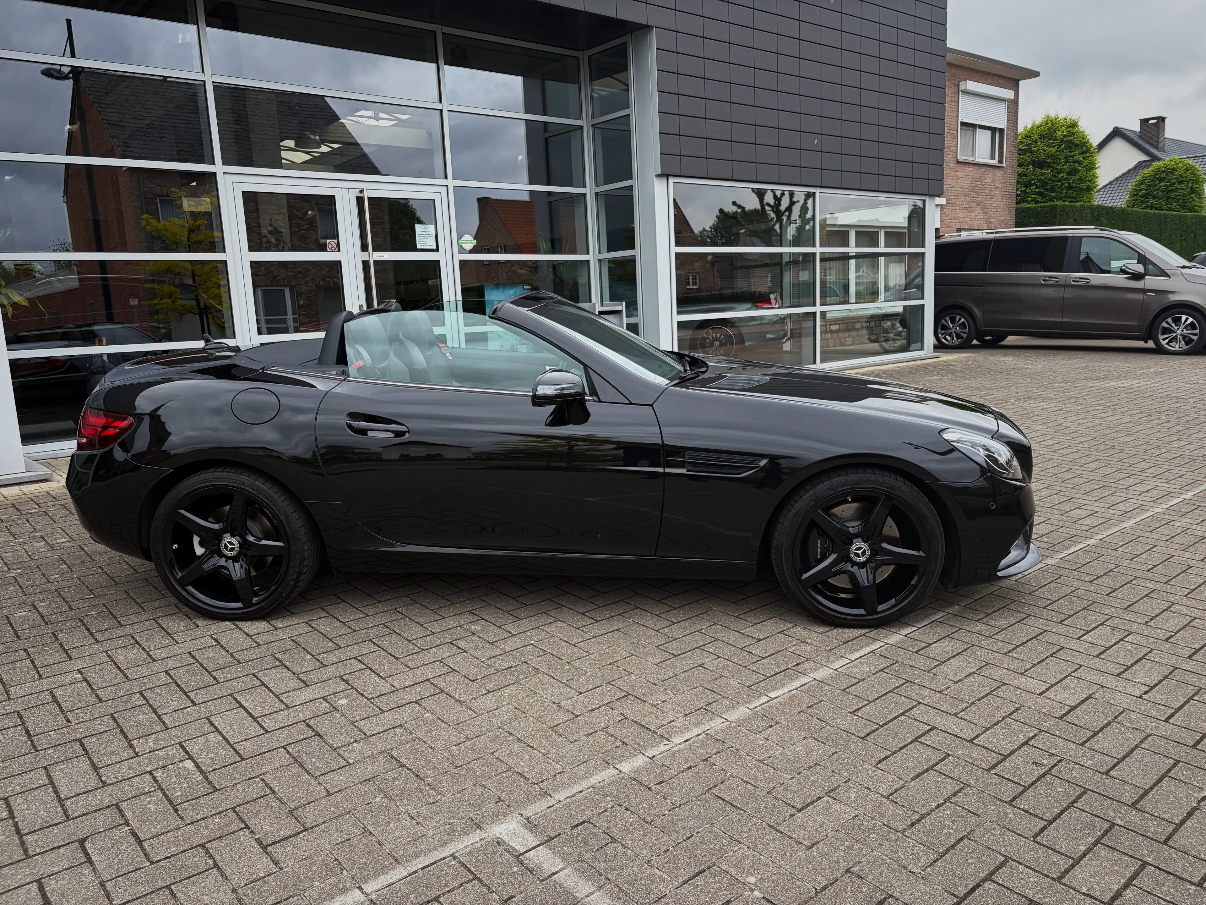 Mercedes-Benz SLC 180 SLC 180 Roadster — photo 4