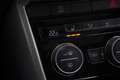 Volkswagen T-Roc 1.5 TSI Sport | Navi | Pano | Trekhaak | LED Grijs - thumbnail 20