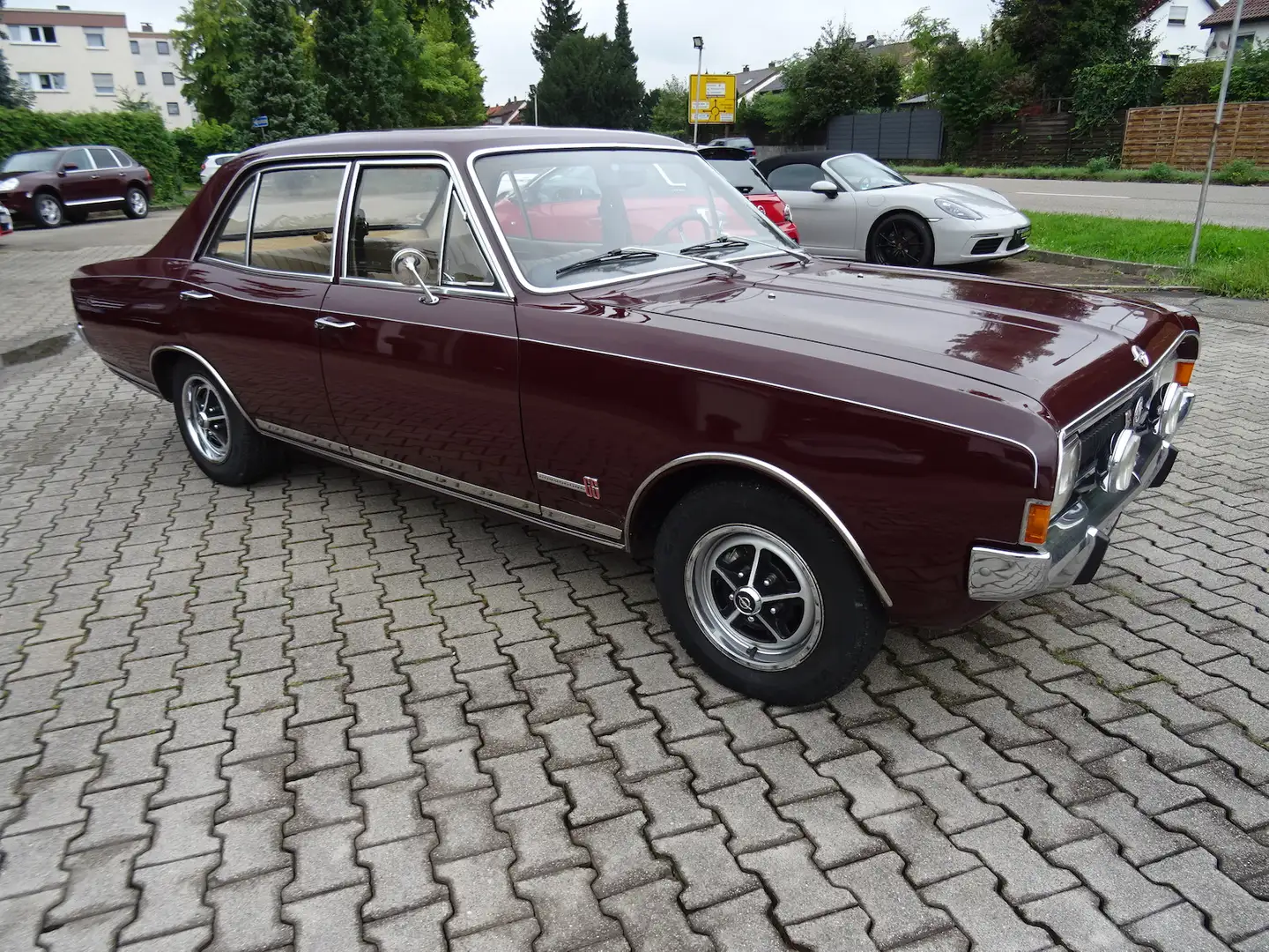 Opel Commodore A GS Rood - 2