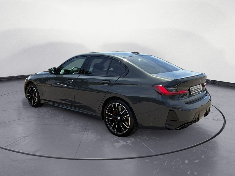 BMW 340 xDrive M Sportpaket Pro M Sportsitze Head — photo 4