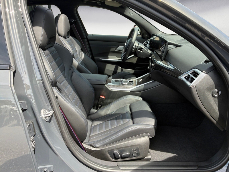 BMW 340 xDrive M Sportpaket Pro M Sportsitze Head — photo 9