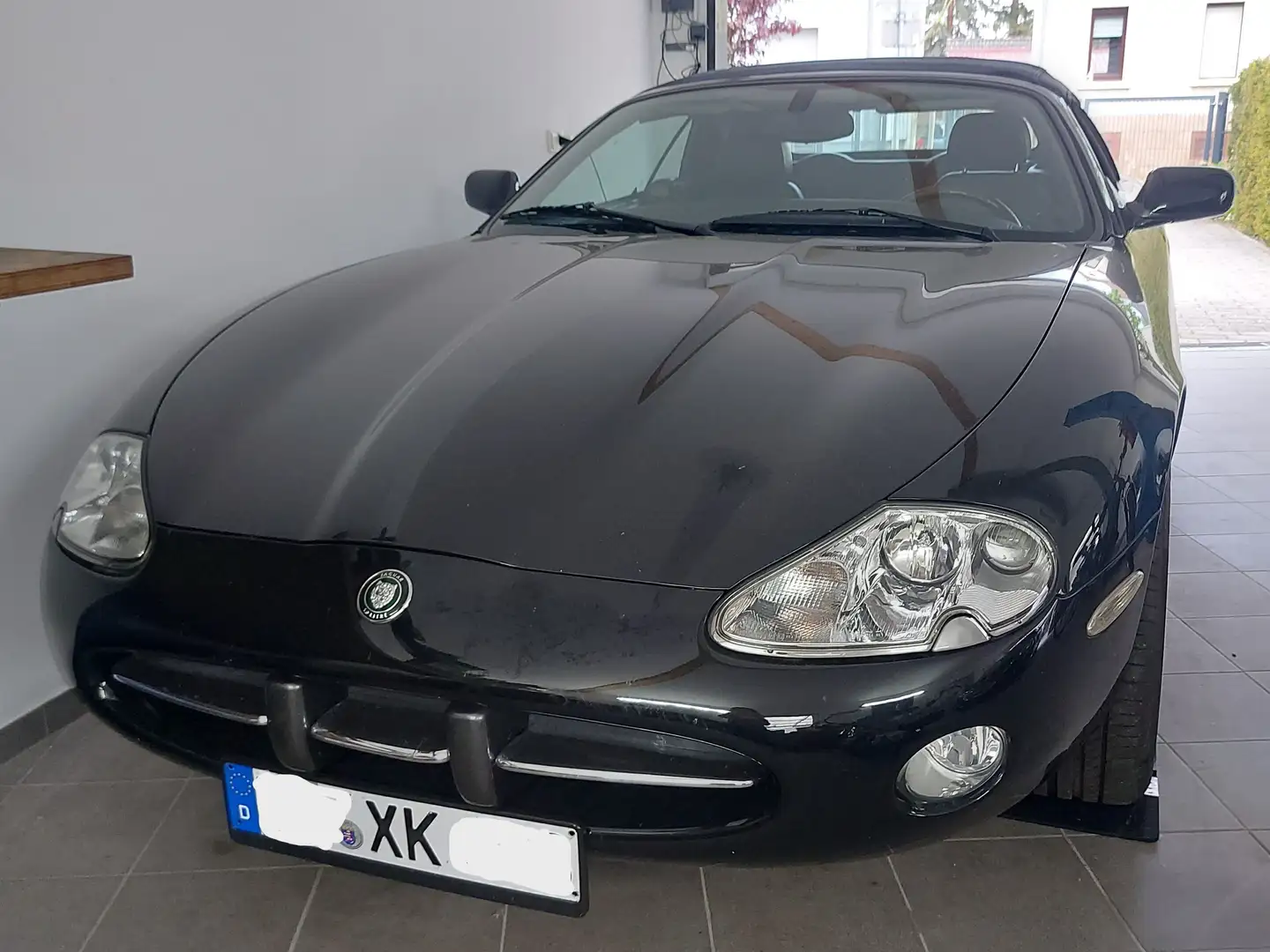 Jaguar XK8 Cabriolet Schwarz - 1