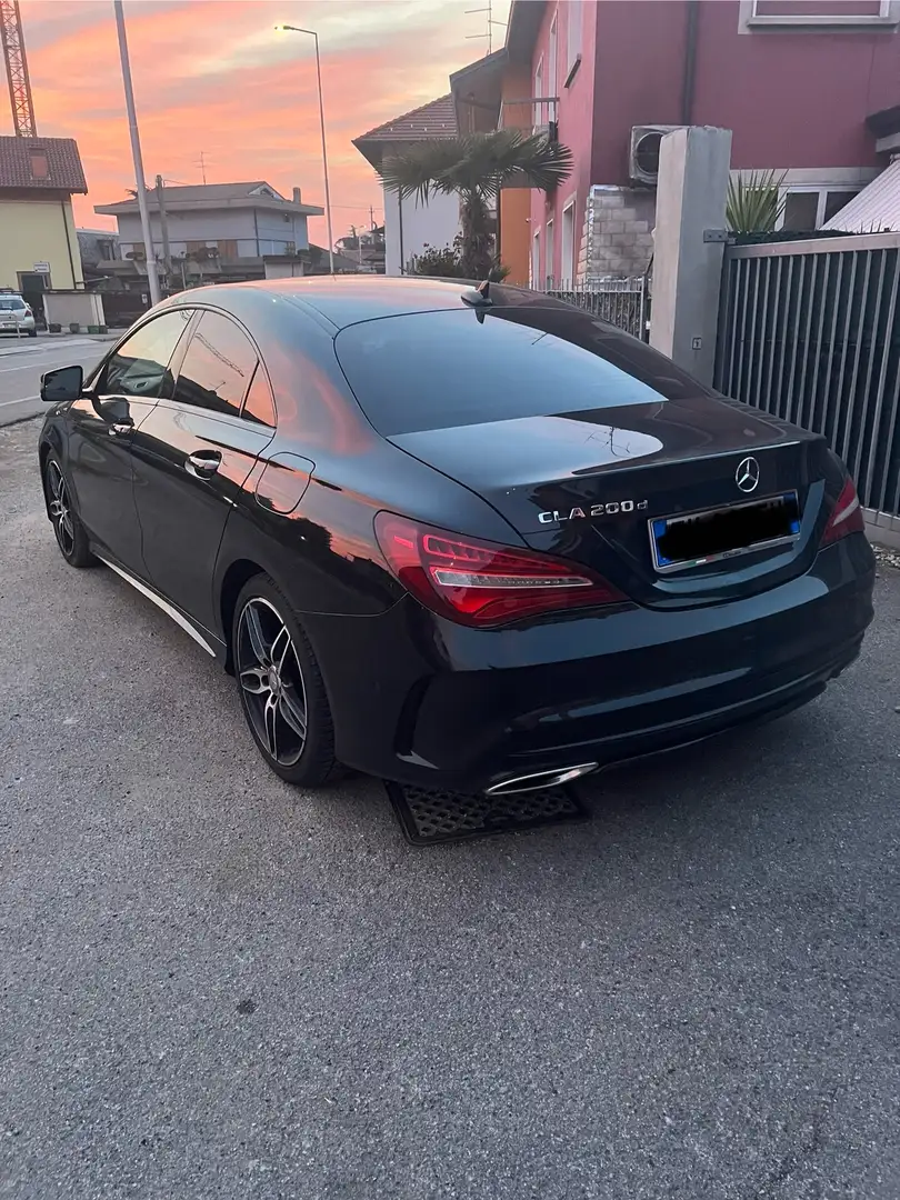 Mercedes-Benz CLA 200 d Premium auto FL - 2