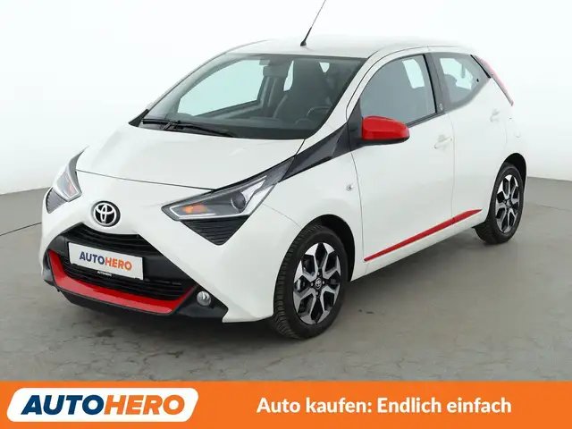 Toyota Aygo 1.0 x-play Team D Aut*CAM*KLIMA*GARANTIE*