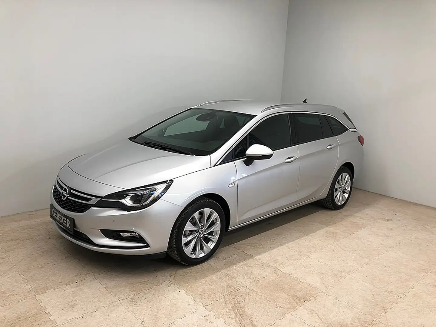 Opel Astra ST 1,6 CDTI Innovation S/S Silber - 1