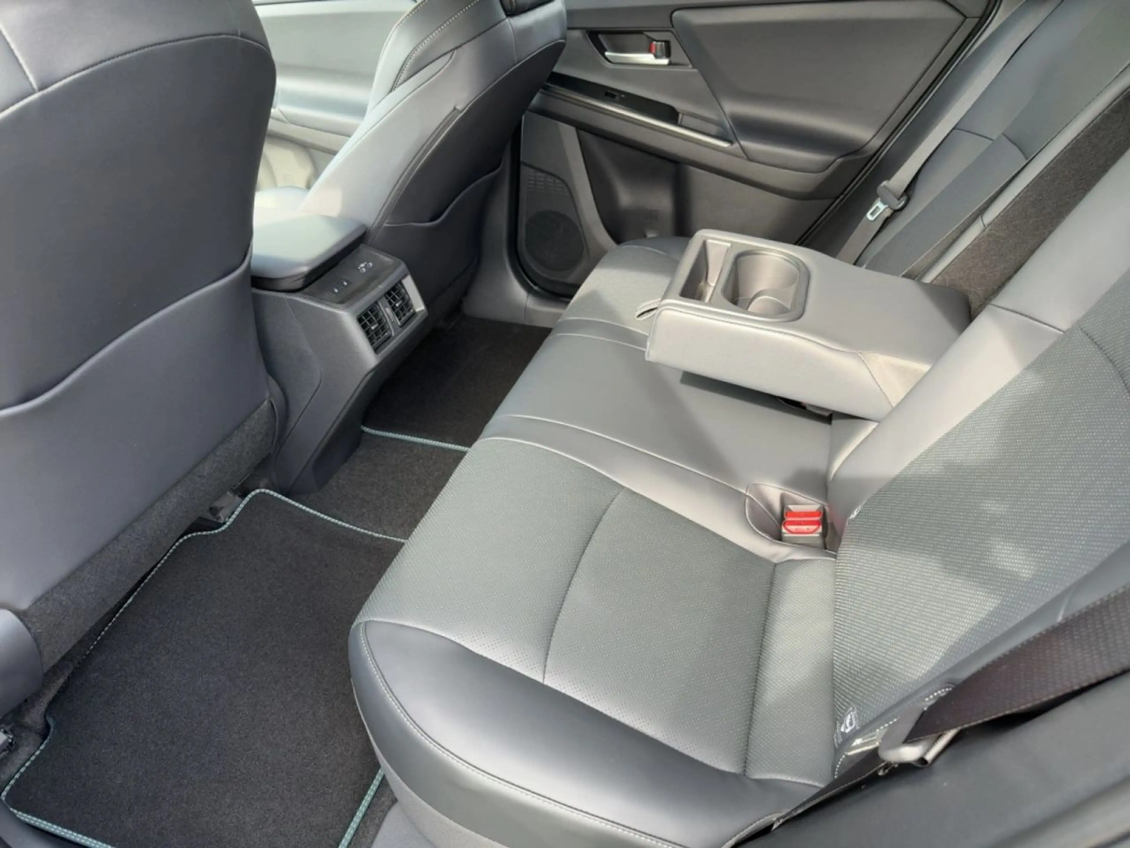 Subaru OUTBACK 75 Comfort AWD — photo 10