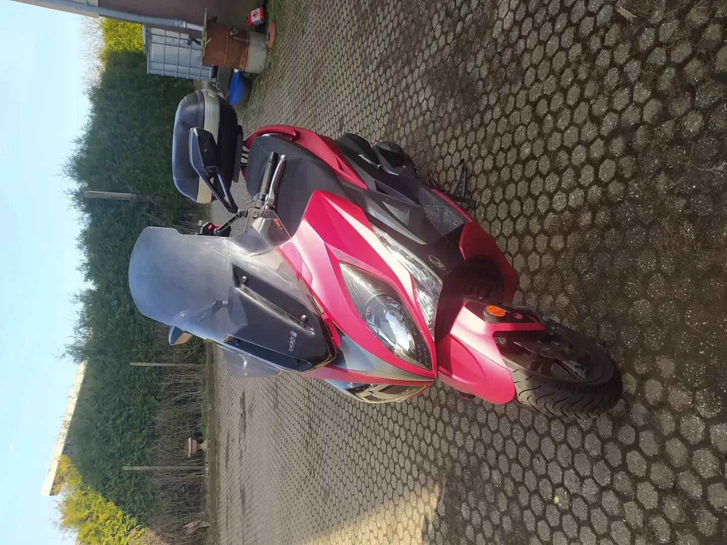 Kymco Xciting 400i Roşu - 1