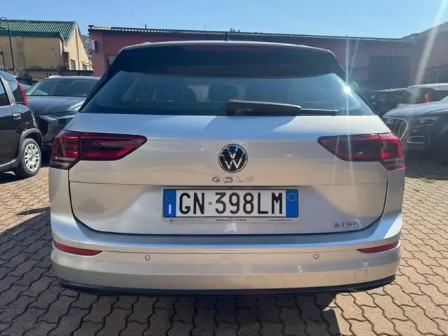Volkswagen Golf view 6
