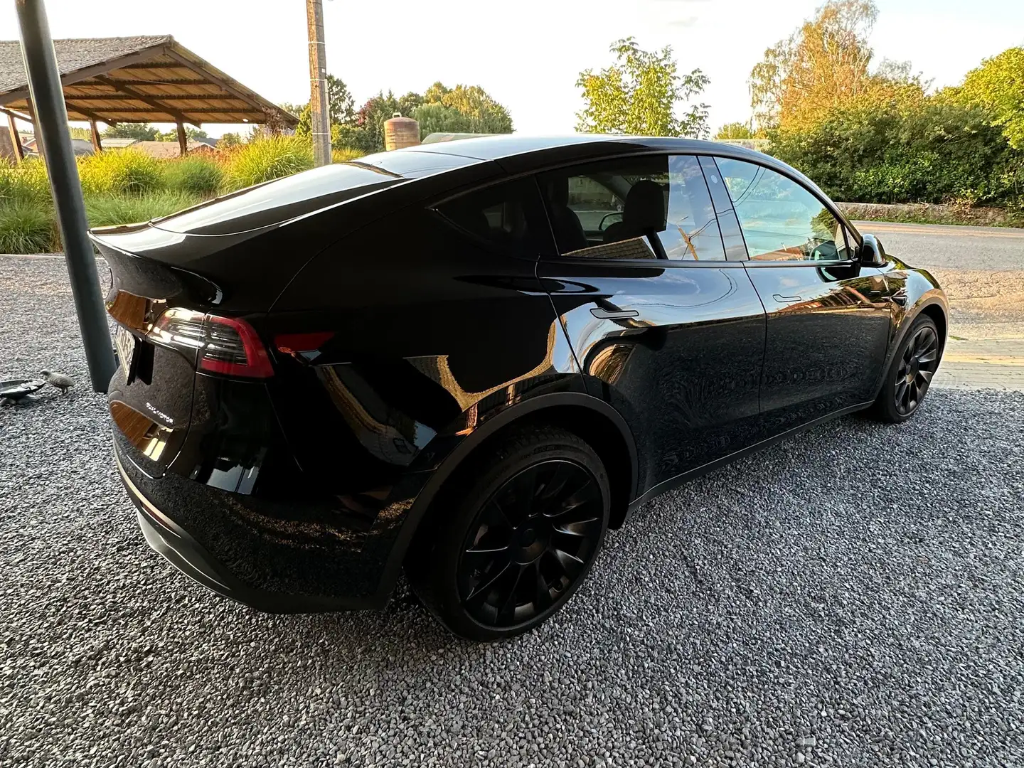 Tesla Model Y Model Y 72.5 kWh Dual Motor Long Range (324 kW) Zwart - 2