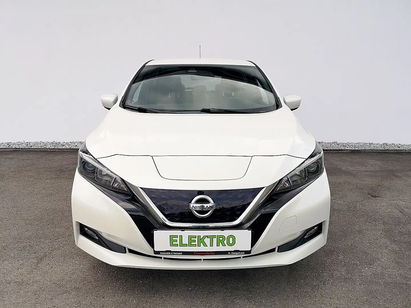 Nissan Leaf e Acenta 40kWh Weiß - 2