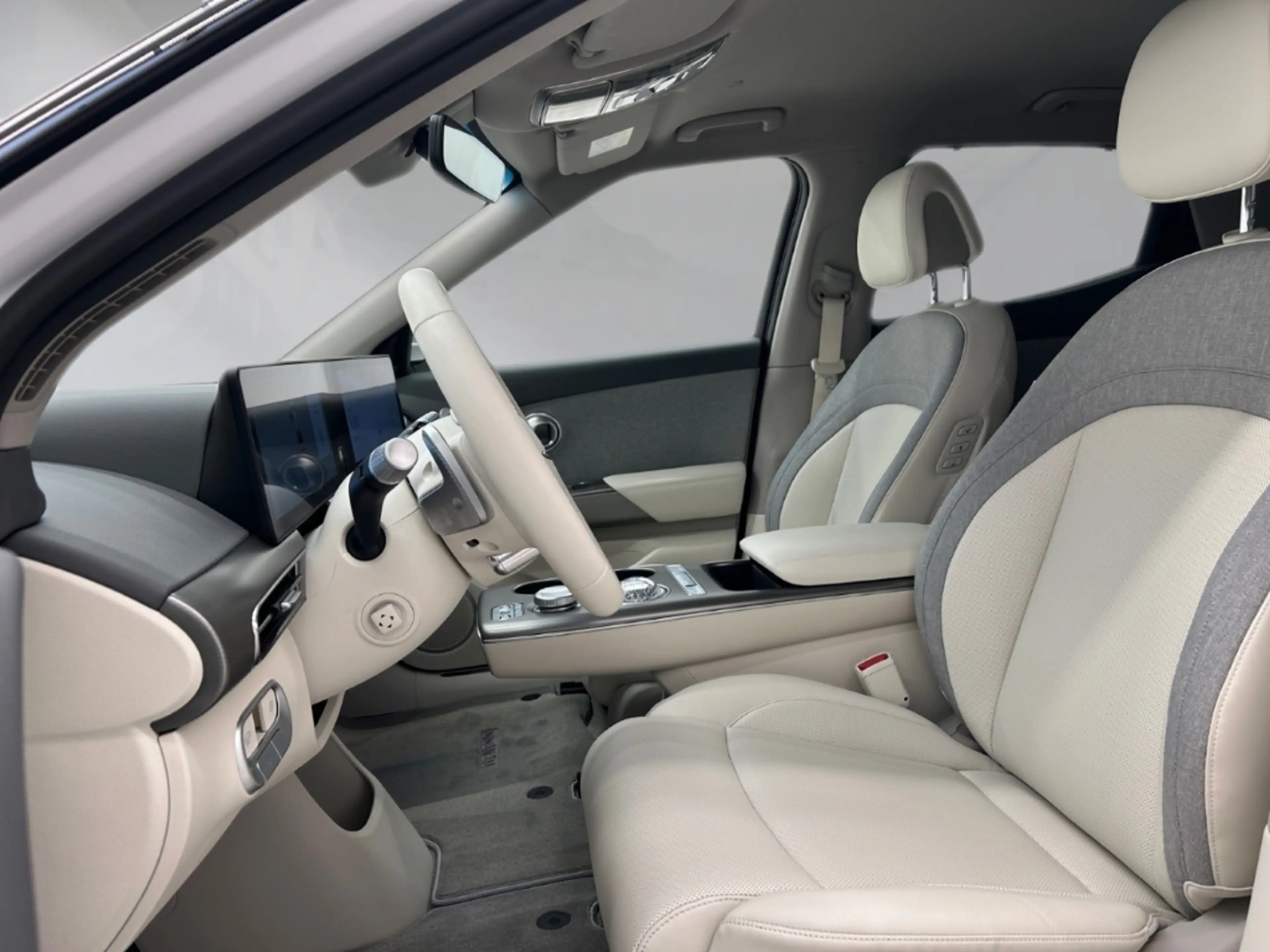 Genesis GV60 Sport Elektro 4WD Sportpaket Memory Sitze Soundsys — photo 10