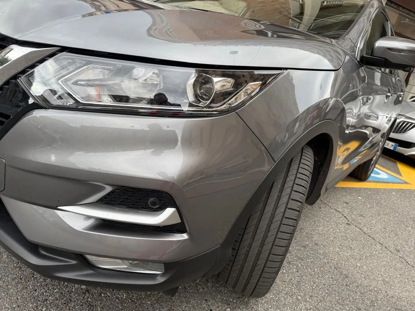Nissan Qashqai N-Connecta 1.3 DIG-T Grau - 2