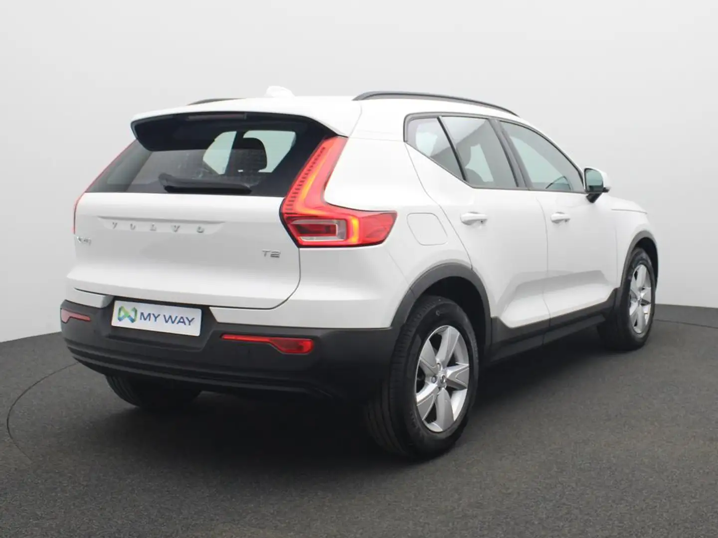 Volvo XC40 ESSENTIAL 1.5 T2 129 PK 6v / PDC Rear / Cruise Control Blanc - 2